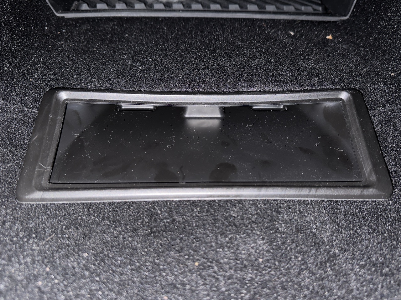 Tesla Model Y 2024 Air cover (German Berlin made)