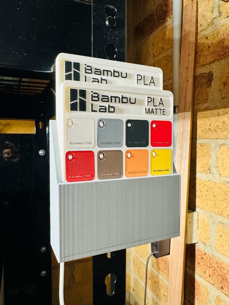Swatch boards organiser and garage shelf mount