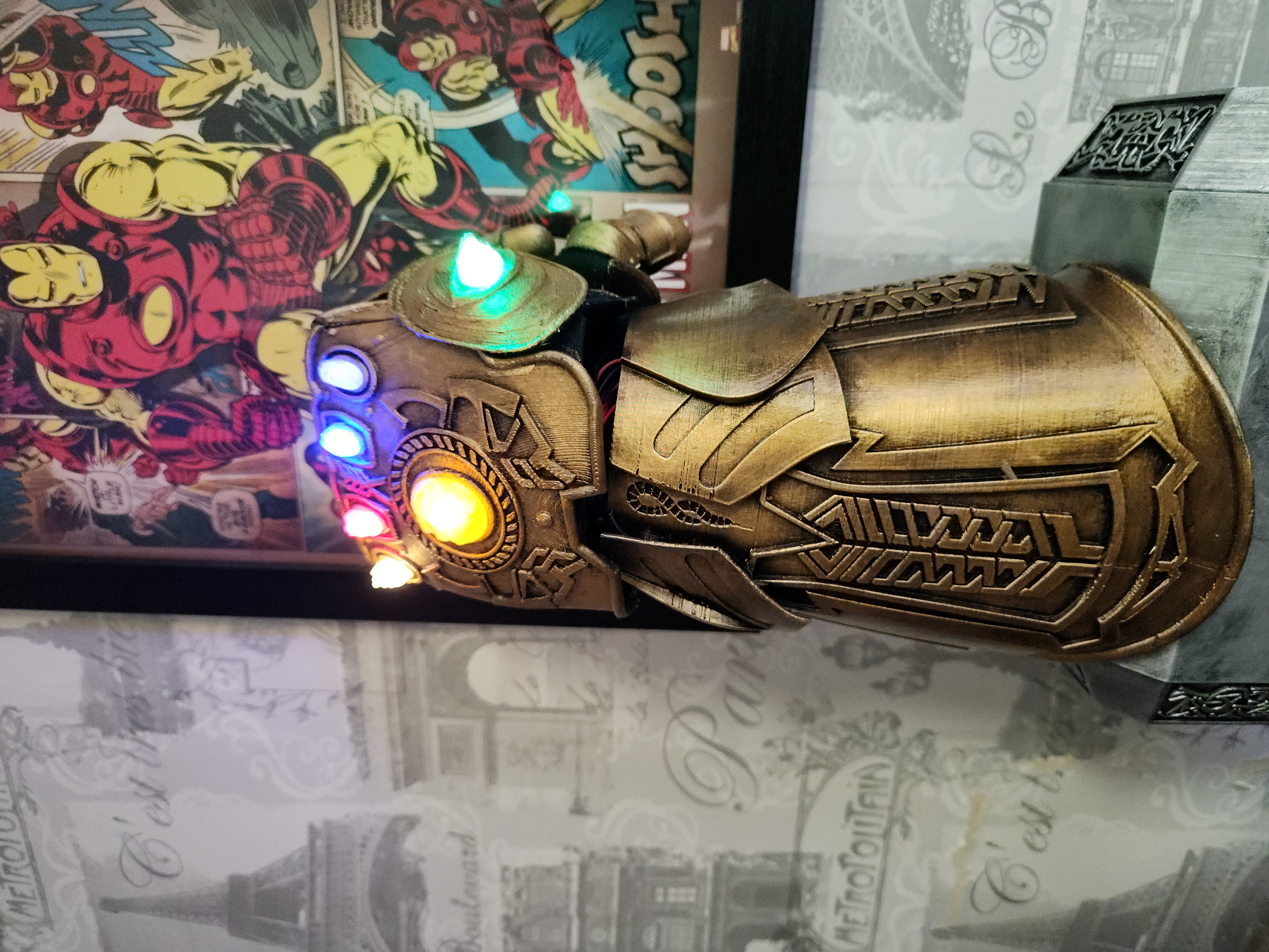 Miniatura 4 do modelo 3D Wearable Thanos Infinity Gauntlet
