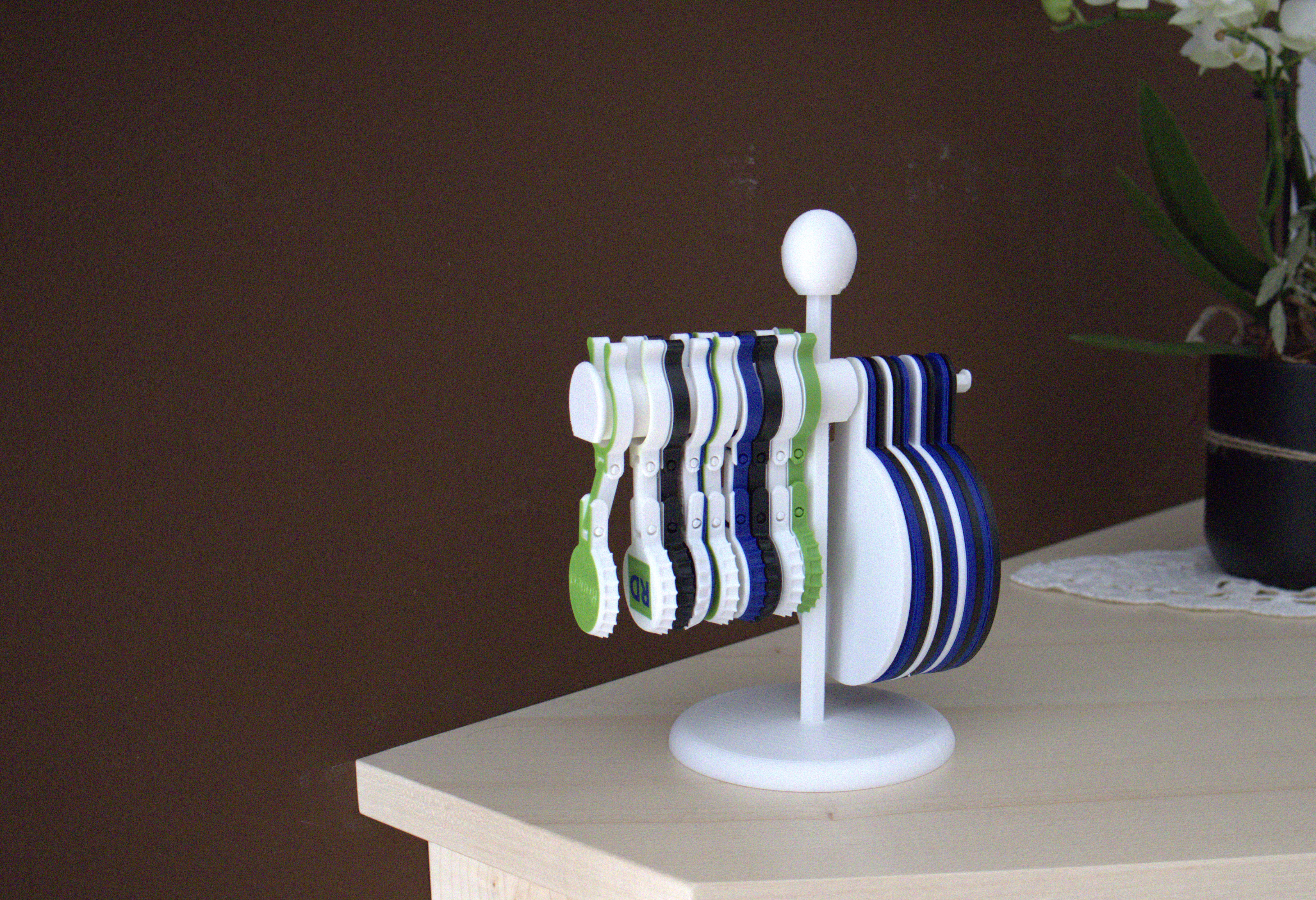 Miniatura 4 do modelo 3D CapCaddy