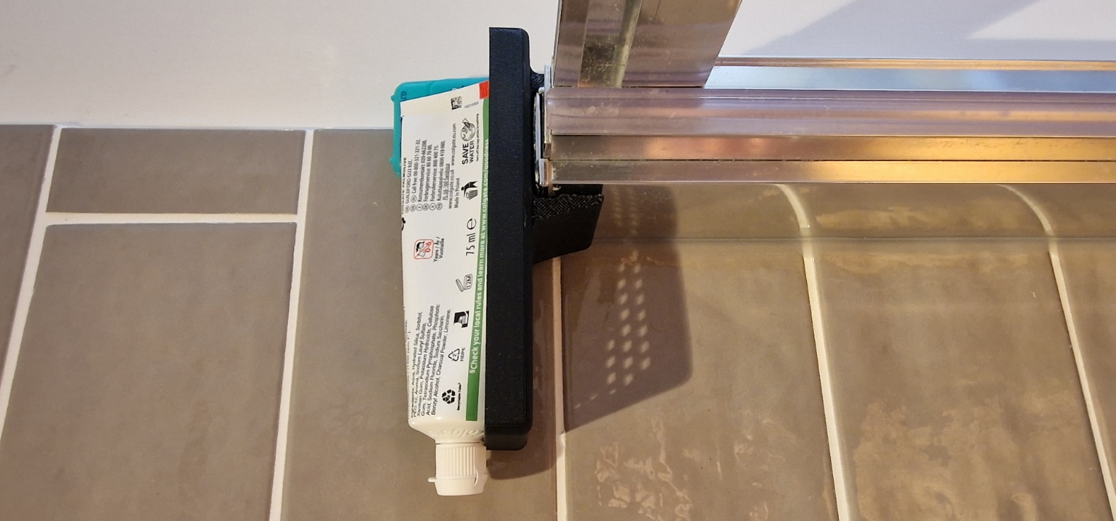 Shower Door ClipOn Storage by Jake Coates Download free STL model