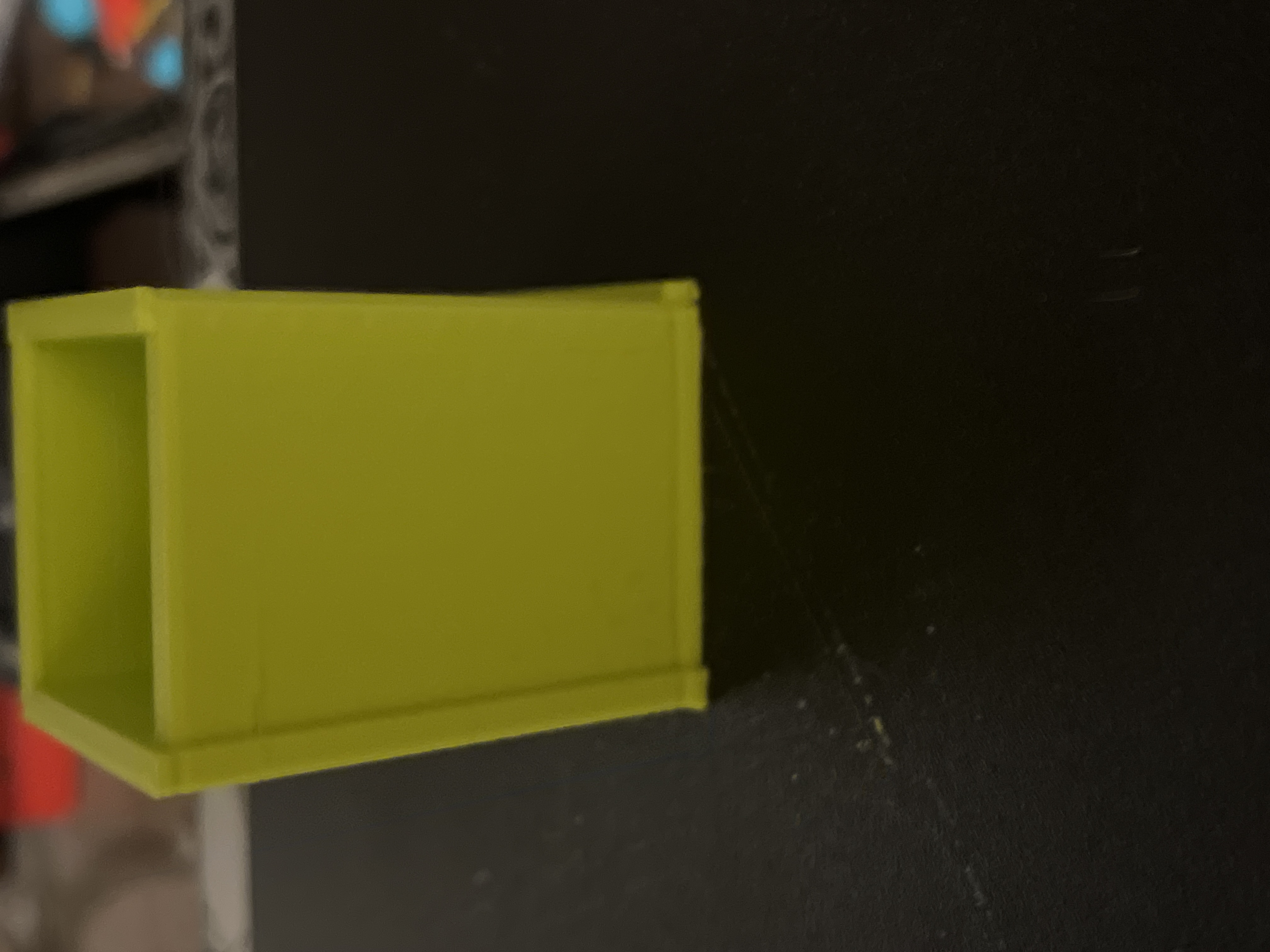 YAHTZEE SHAKER