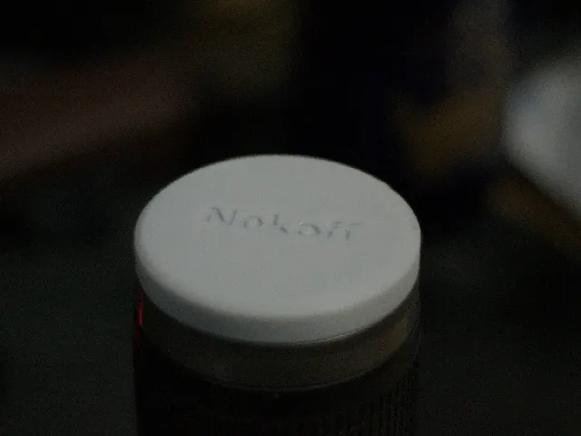 Nikon Af Nikkor 70-300mm lens cap