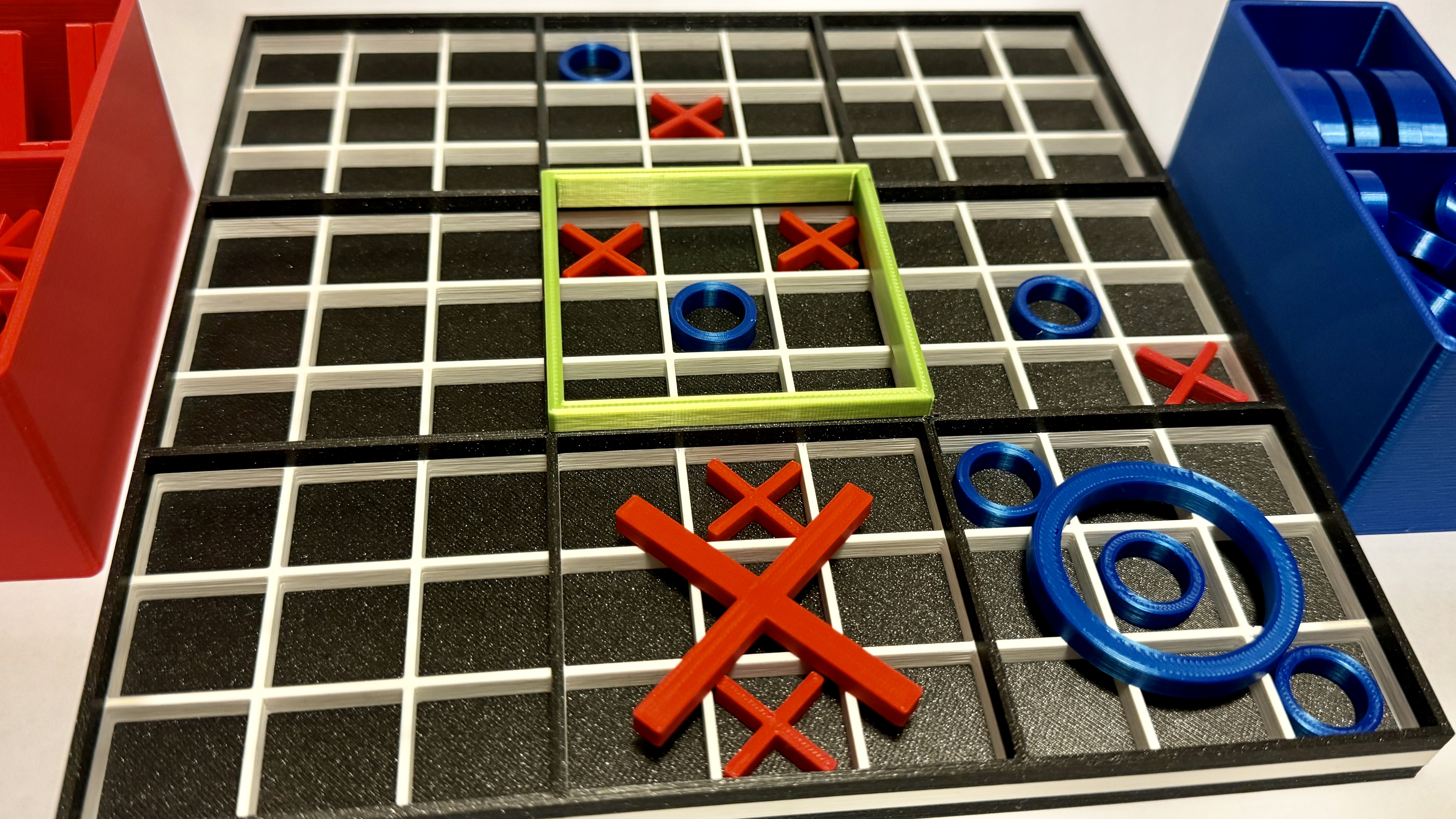 Miniatura 2 do modelo 3D Tic Tac Toe Ultimate