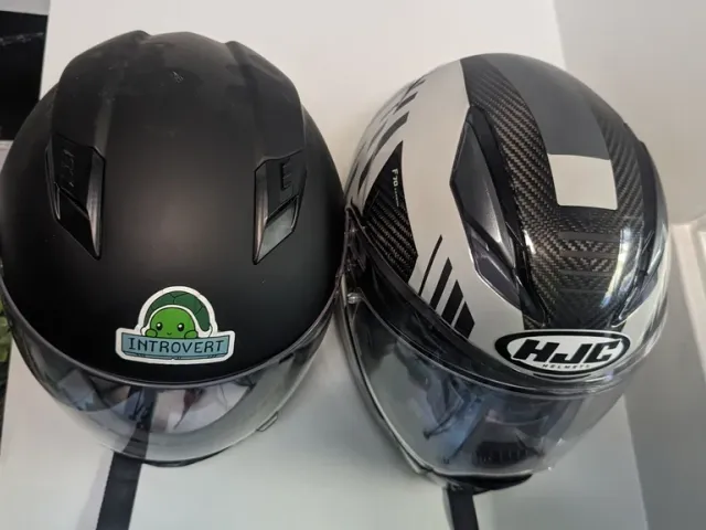 Wall mounted Helmet Holder v2