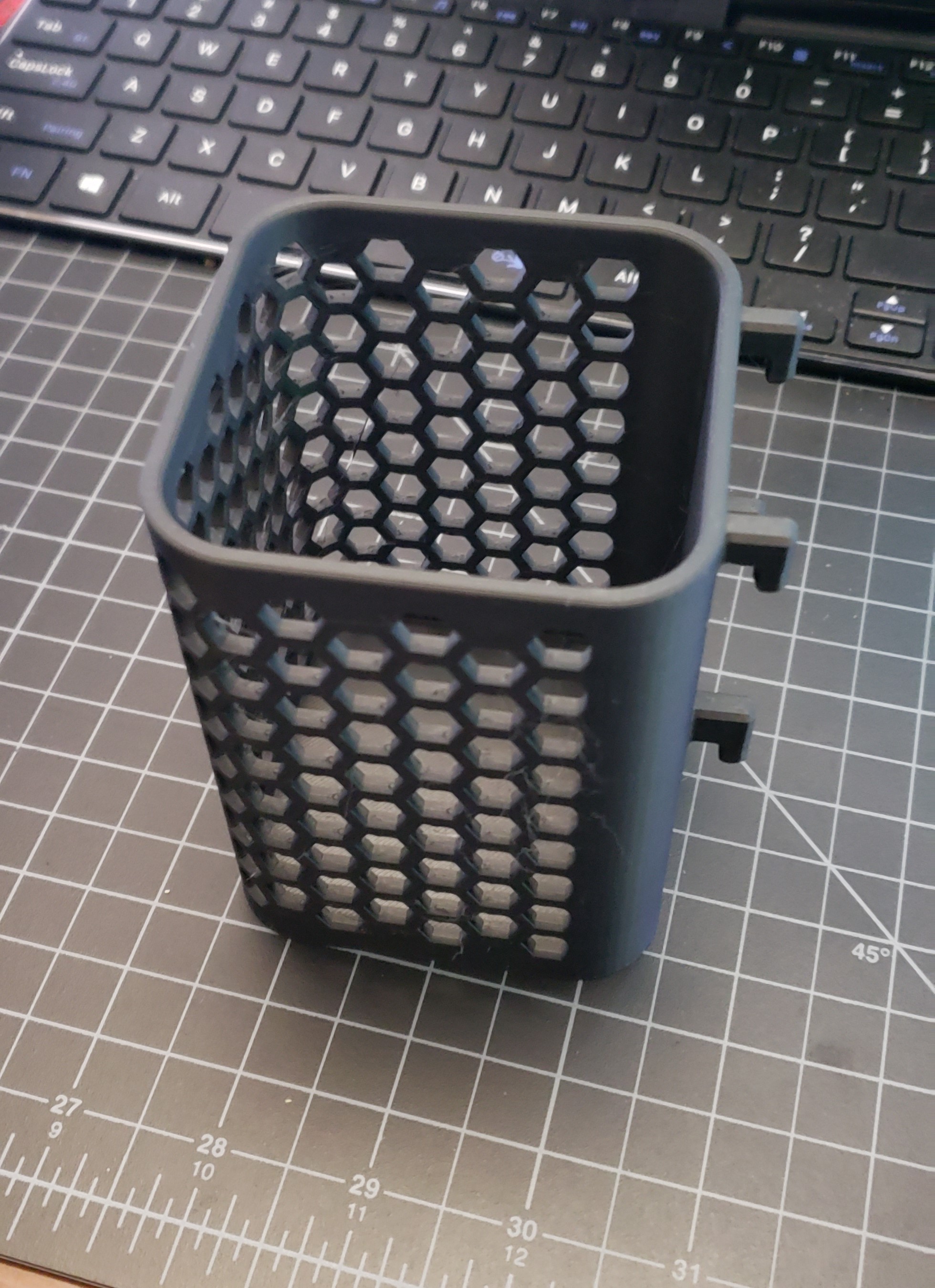 Ikea Skadis Hex Container / Pen Holder 3D model thumbnail
