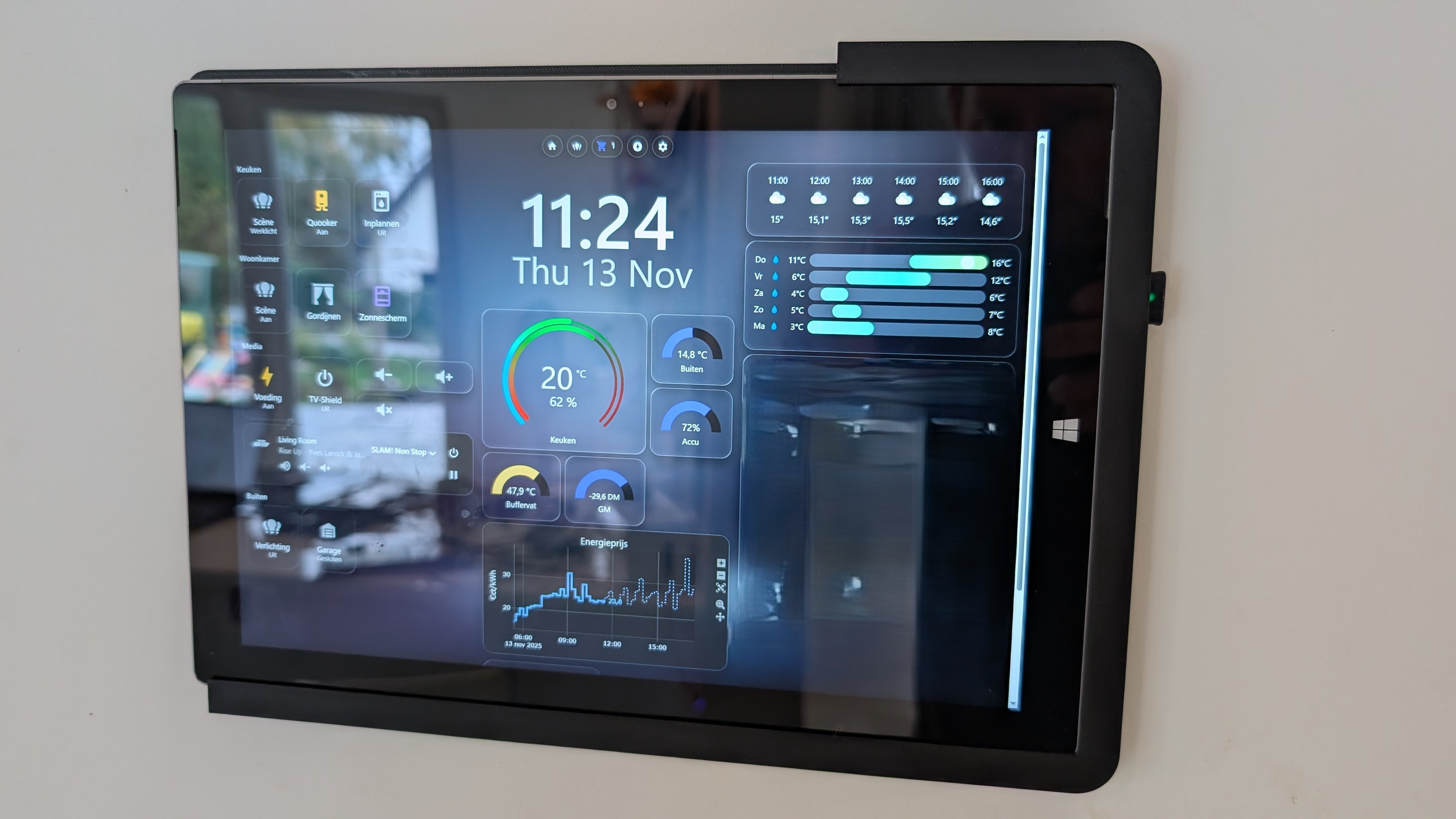 Surface 3 pro wall mount