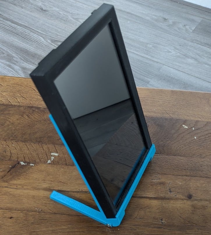 Raspberry pi stand with 7 inch hdmi touchscreen