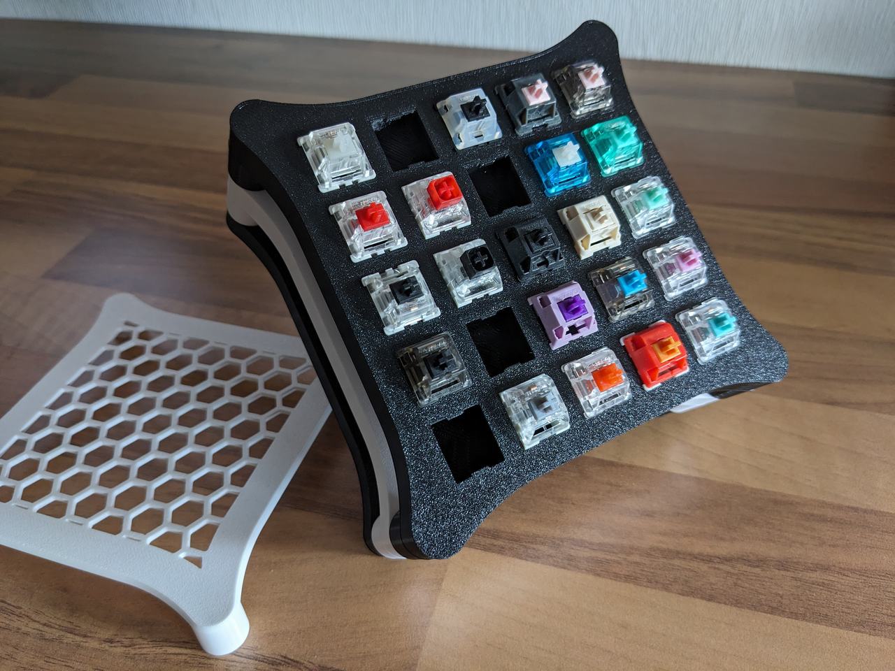 stackable magnetic 5x5 mechanical switch tester