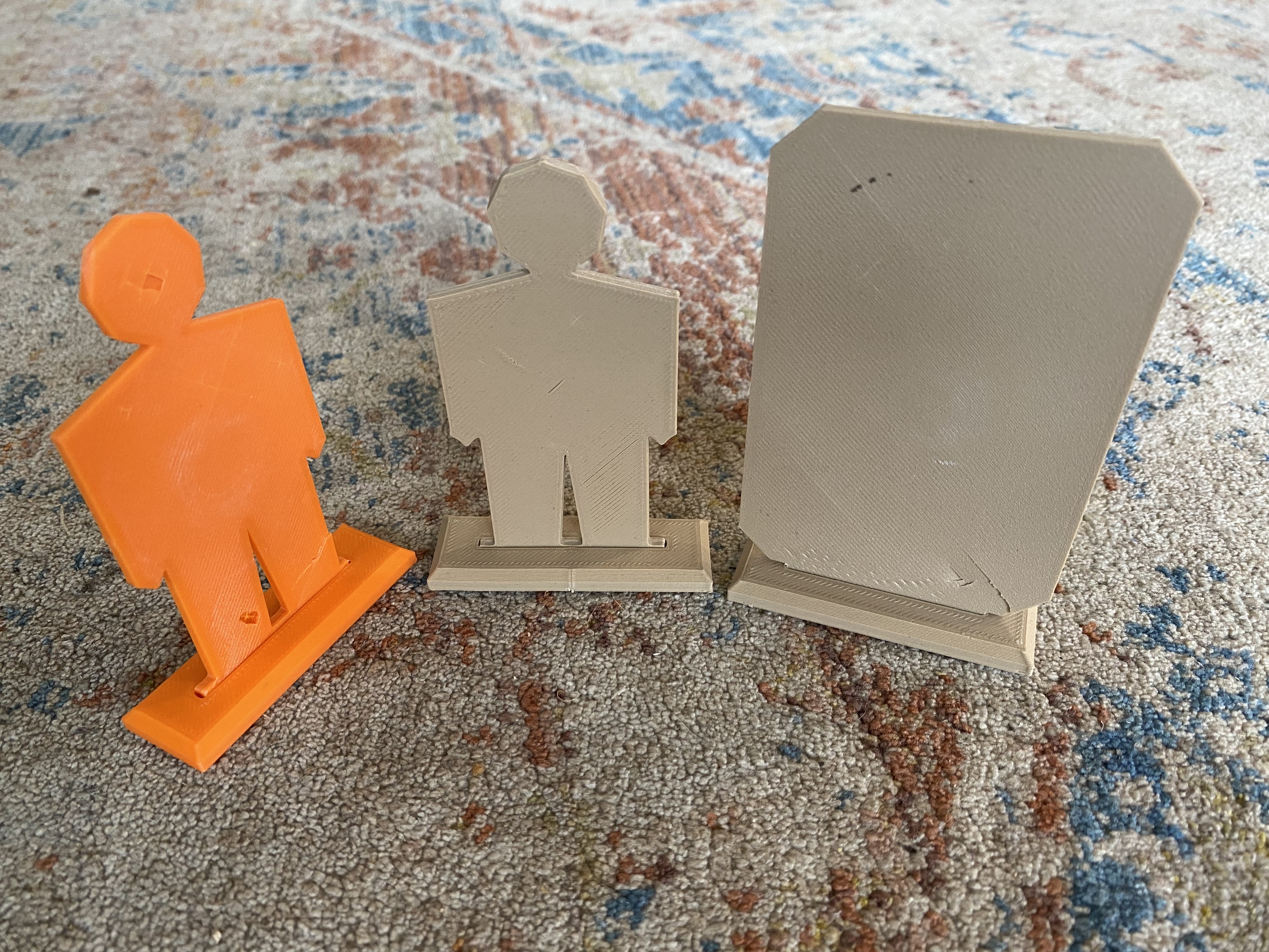 SHOOTING TARGETS with SELF-RETURNING BASE