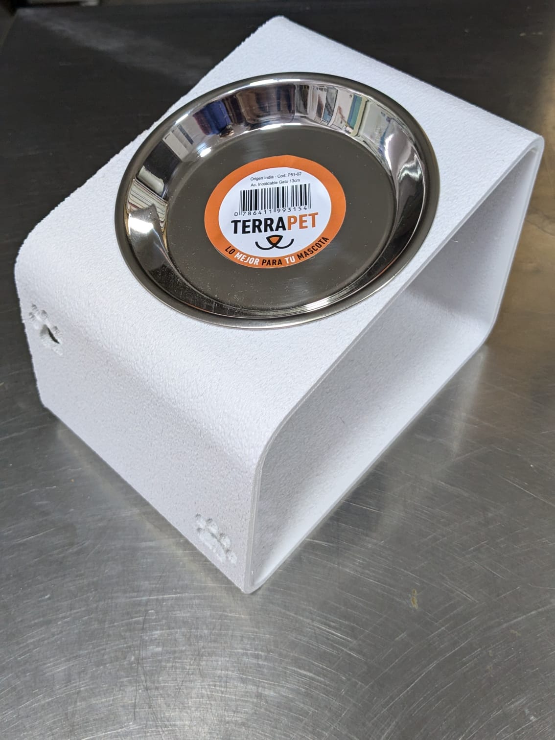 cat food stand - come alto gato