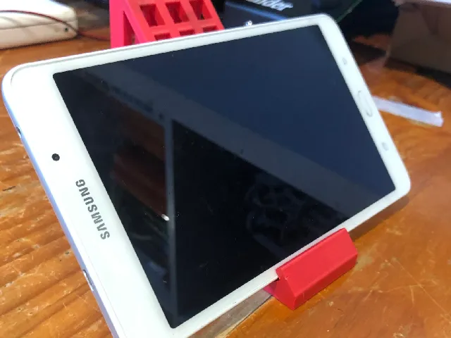 Simple, Sturdy, Easy to Print Phone/Tablet/iPad Stand