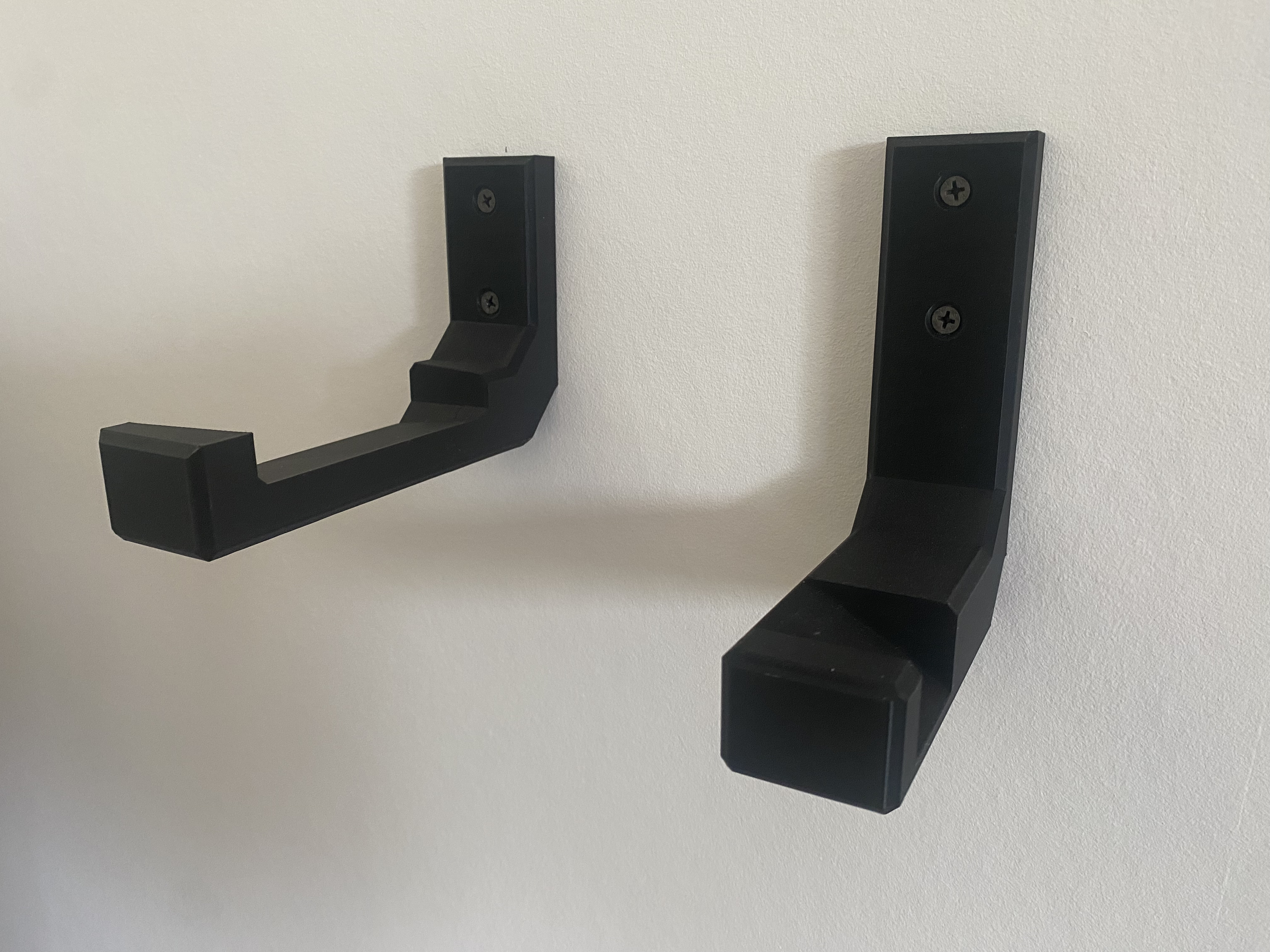 Wallhanger for Stormbreaker