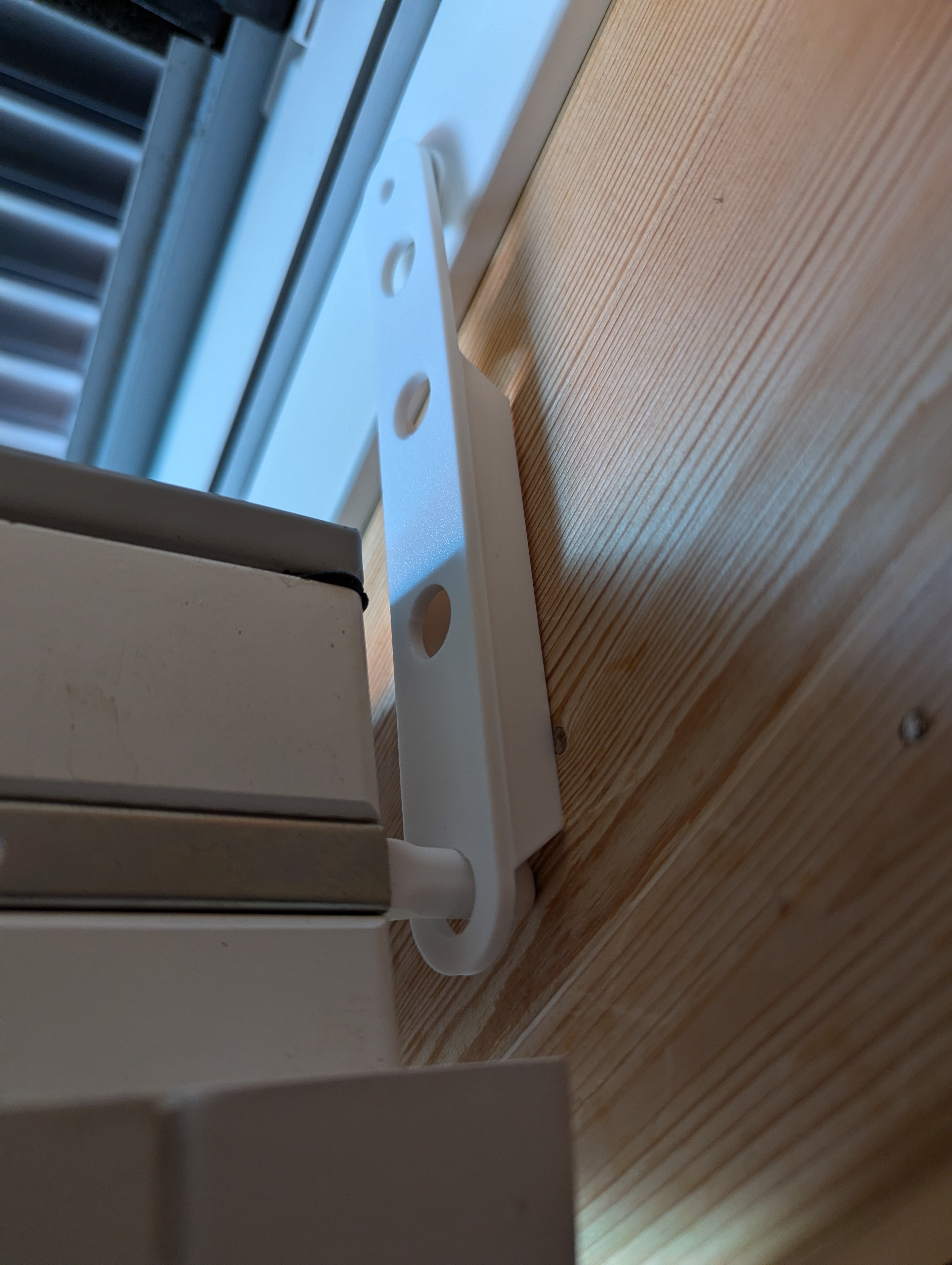 Velux Skylight ventilation extension