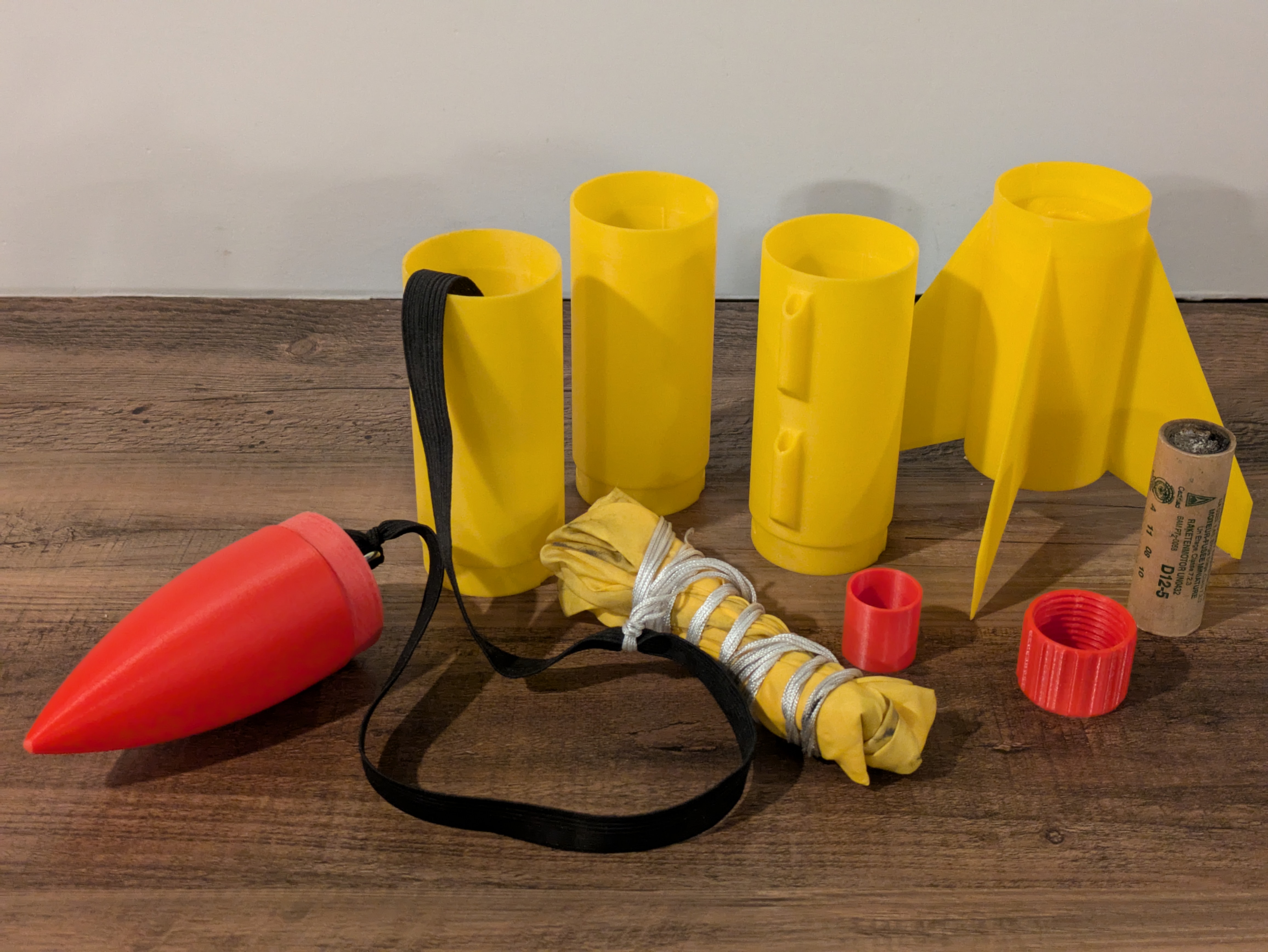 Miniatura 2 do modelo 3D Modular Model Rocket