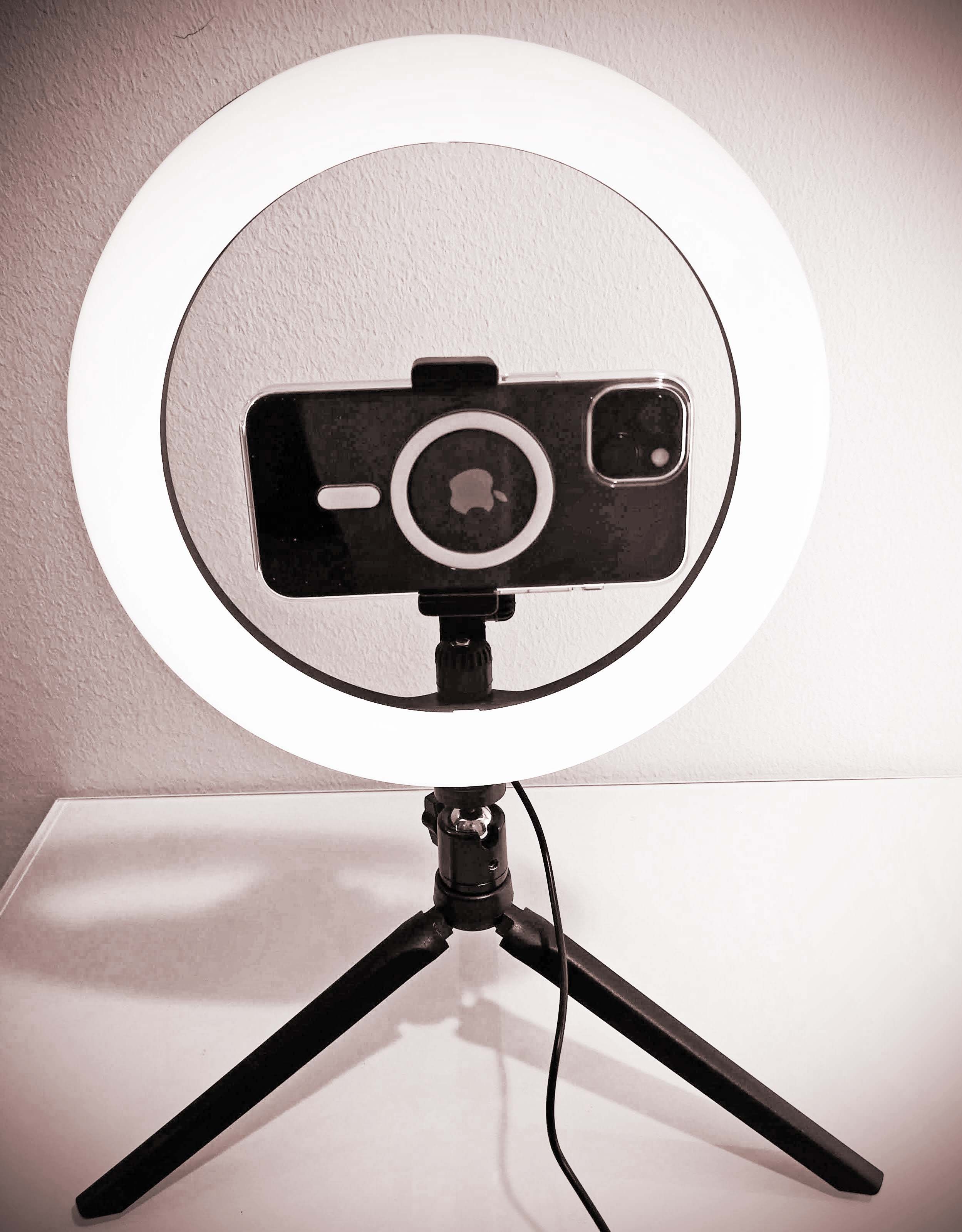 Better phone mount for a cheap ringlight
