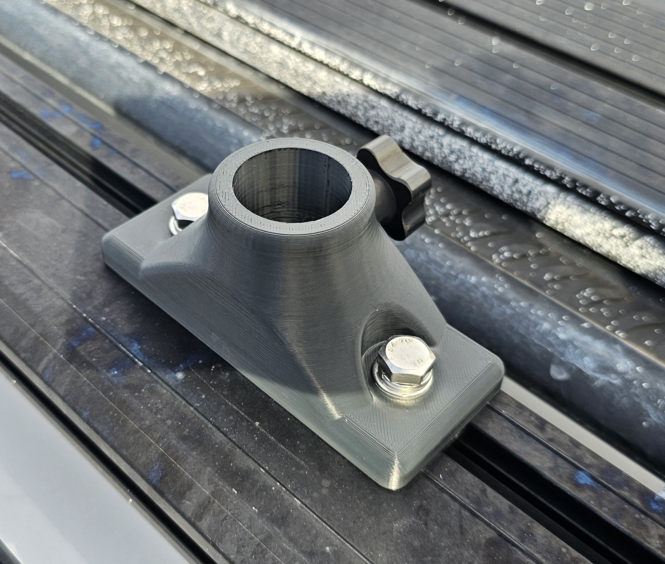 Roof Rack mounting bracket von Rob | Kostenloses STL-Modell ...