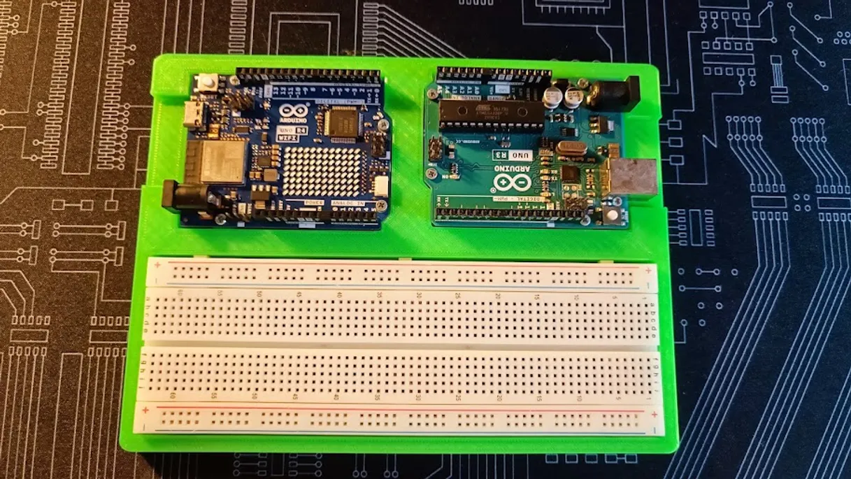 Uno R3/R4 development board by Vojtěch Kunák | Download free STL model ...
