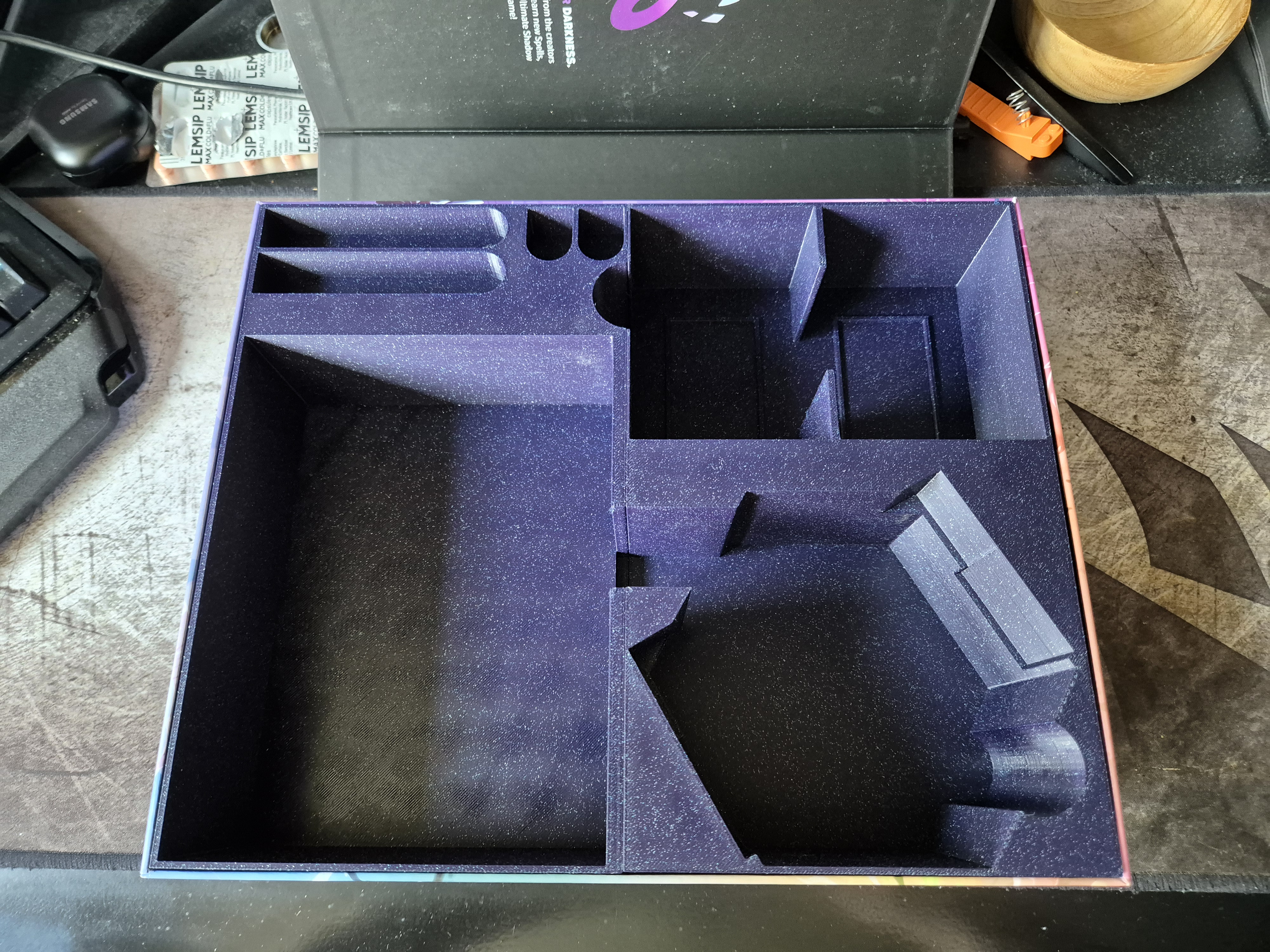 Miniatura 4 do modelo 3D Casting Shadows box insert