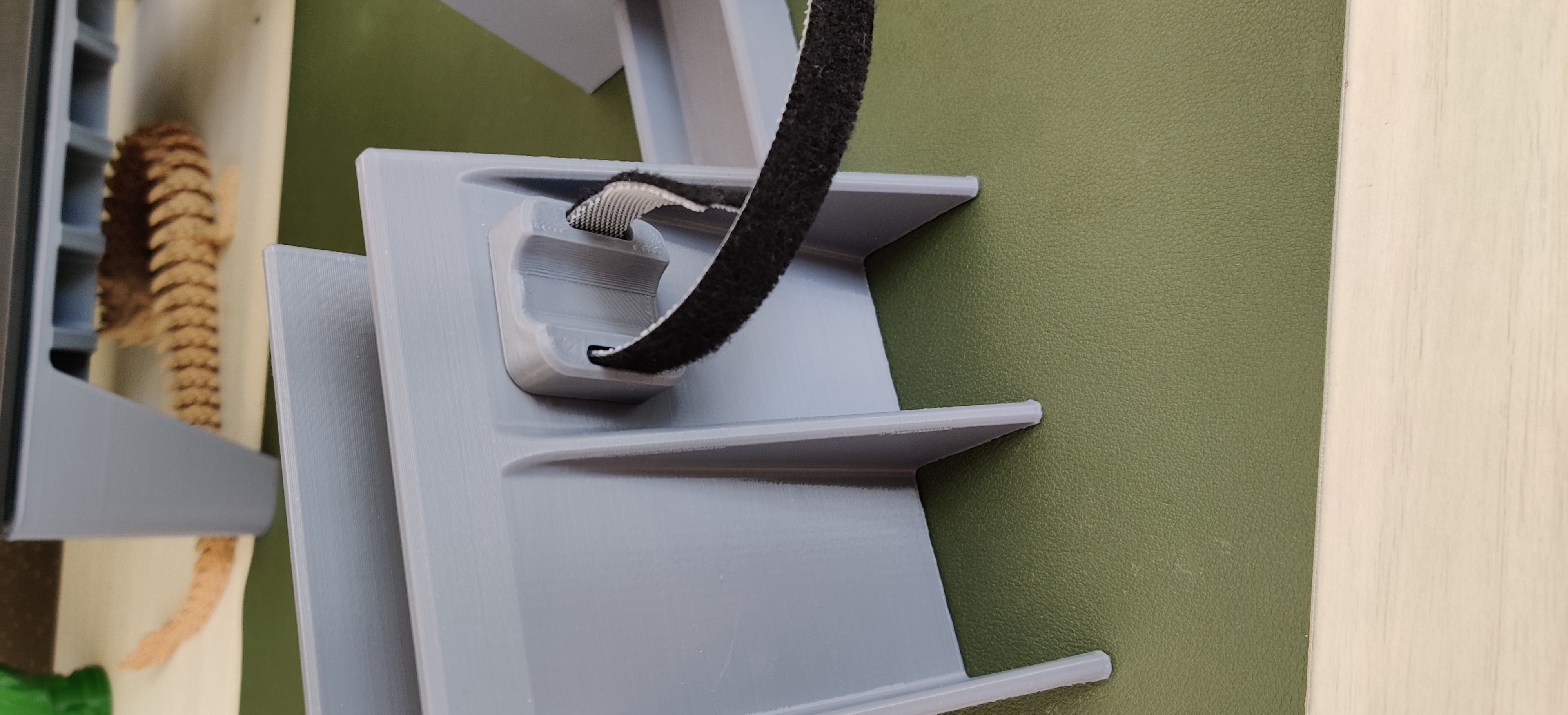 Cable Holder / Organizer by C_J Download free STL model