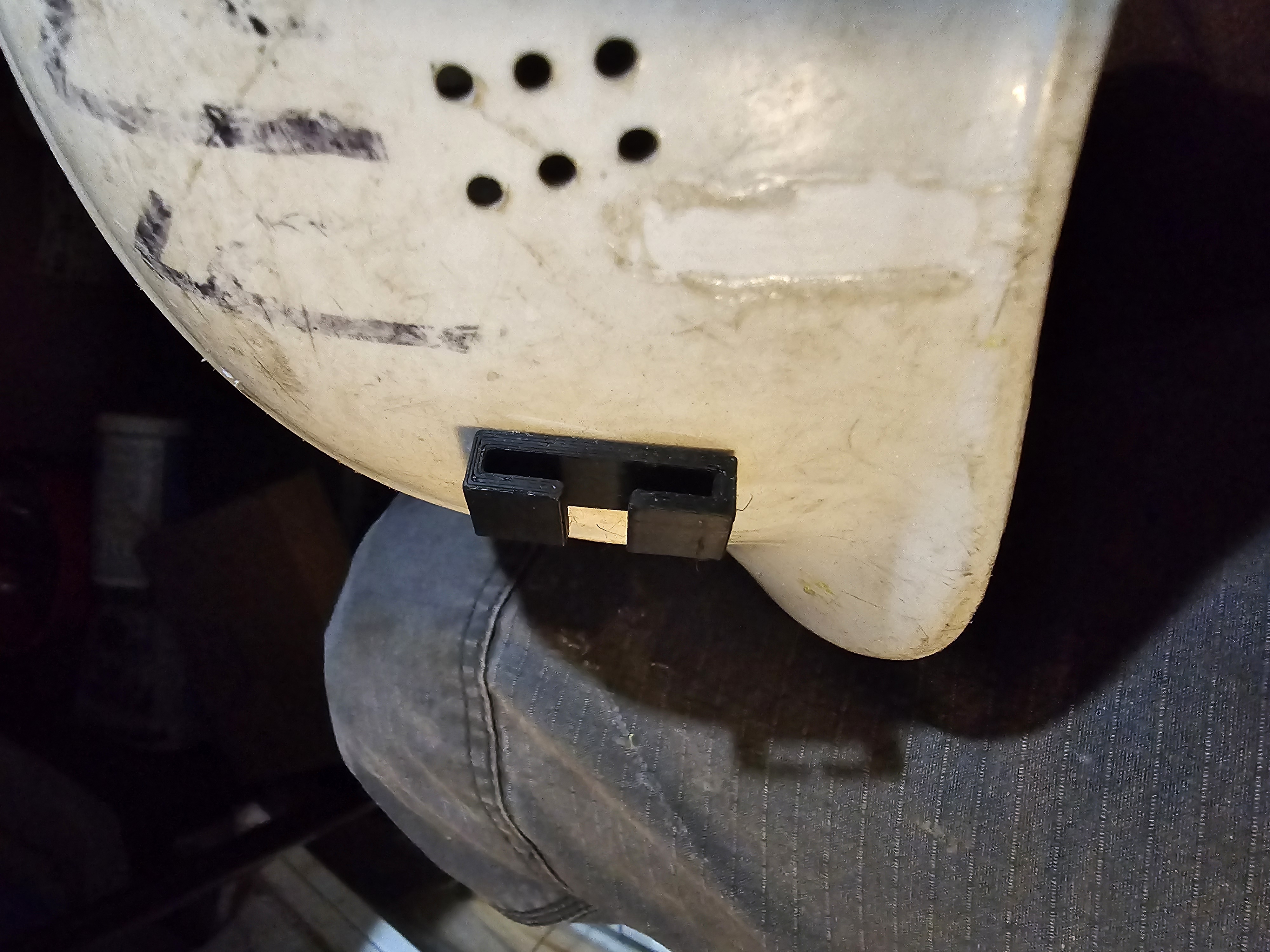bump cap head lamp bracket