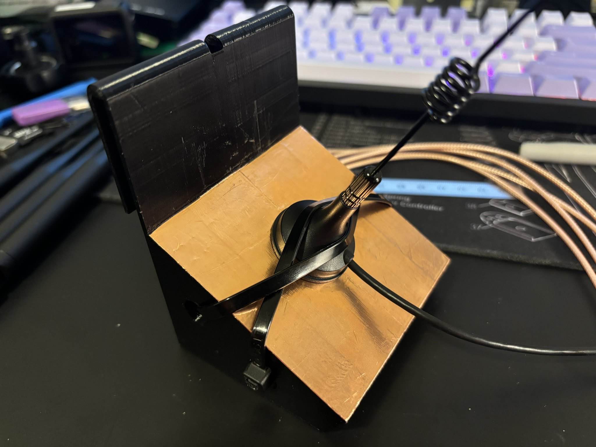 ADHDv3 Car Window Antenna Mount by Brian Raker Download free STL