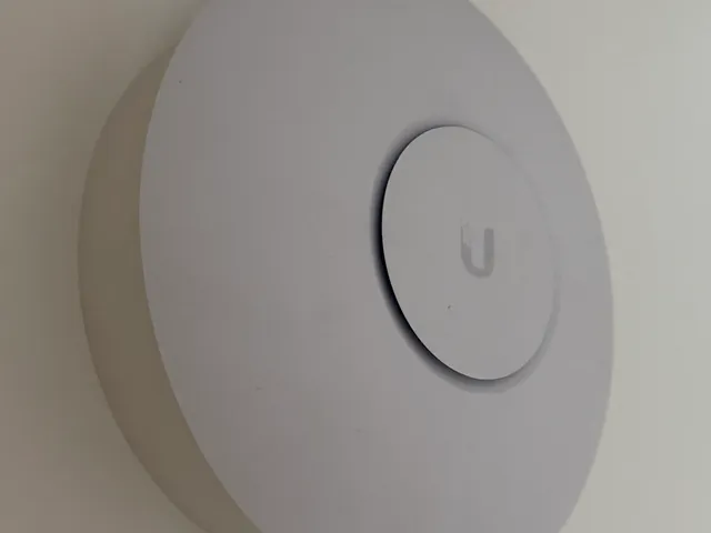 Unifi AP - Spacer / Cable connection box