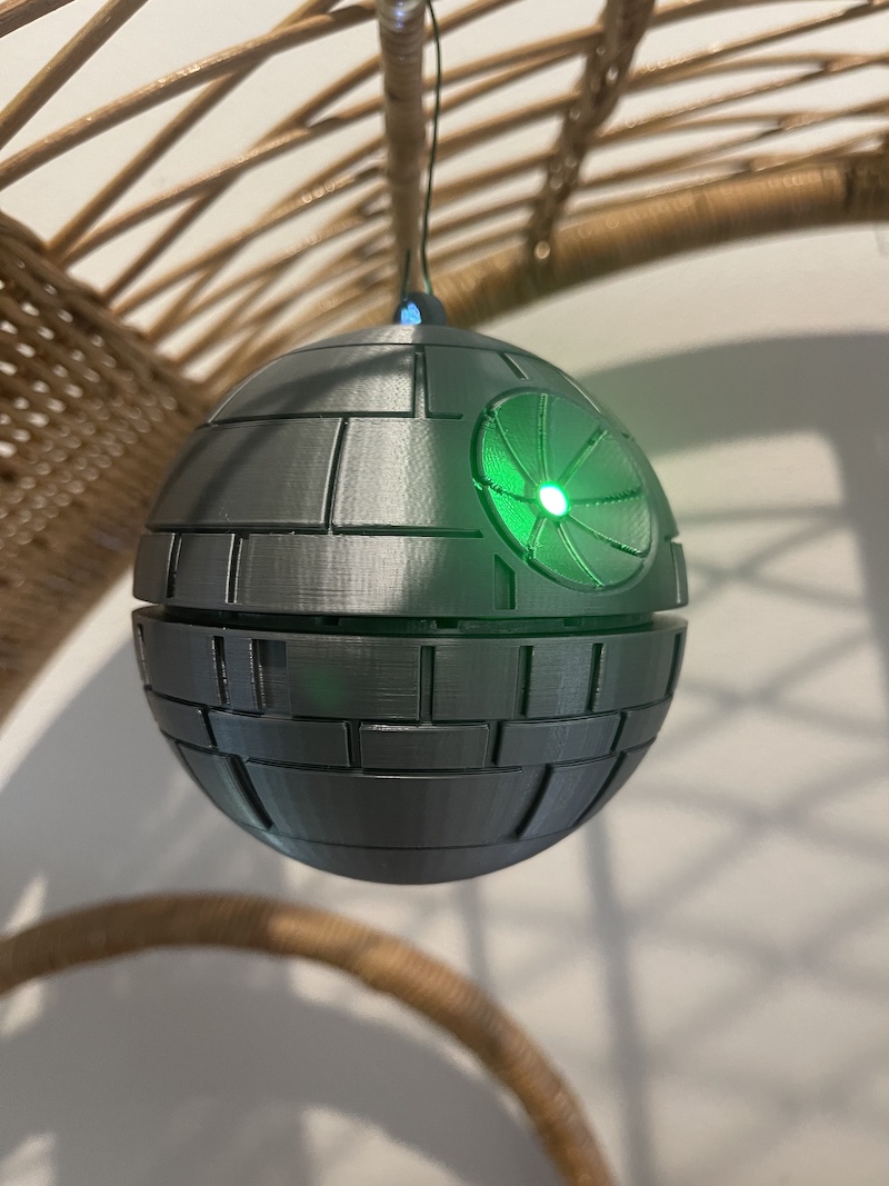 Death Star Christmas Ornament with LED por Tim Hatch | Descargar modelo ...