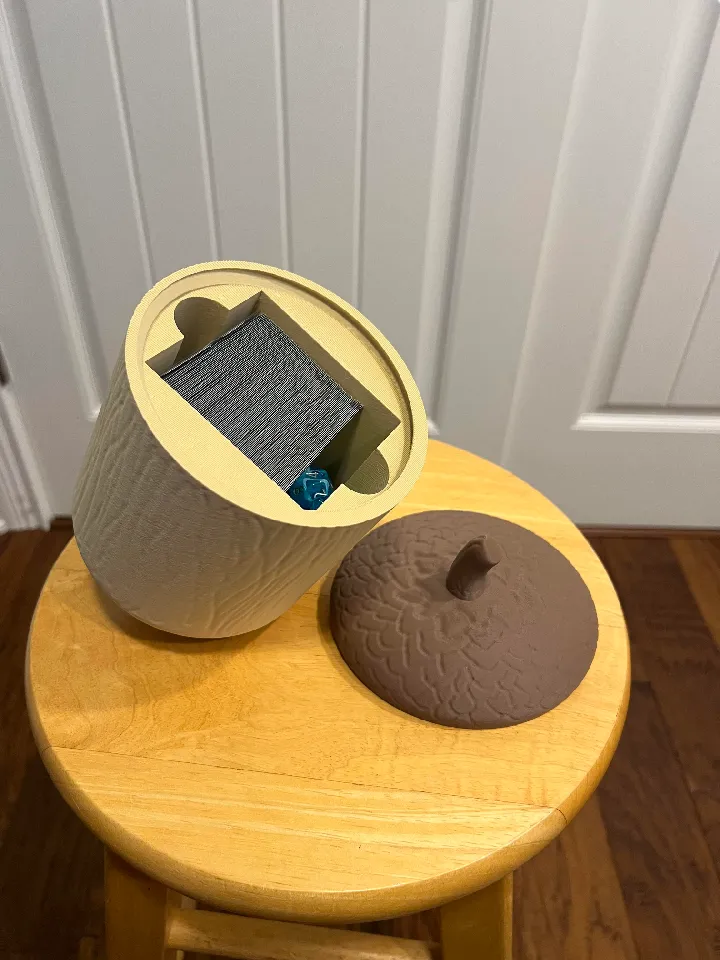 MTG COMMANDER ACORN DECK BOX SQUIRREL by thatcaddad | Download STL model |  Printables.com