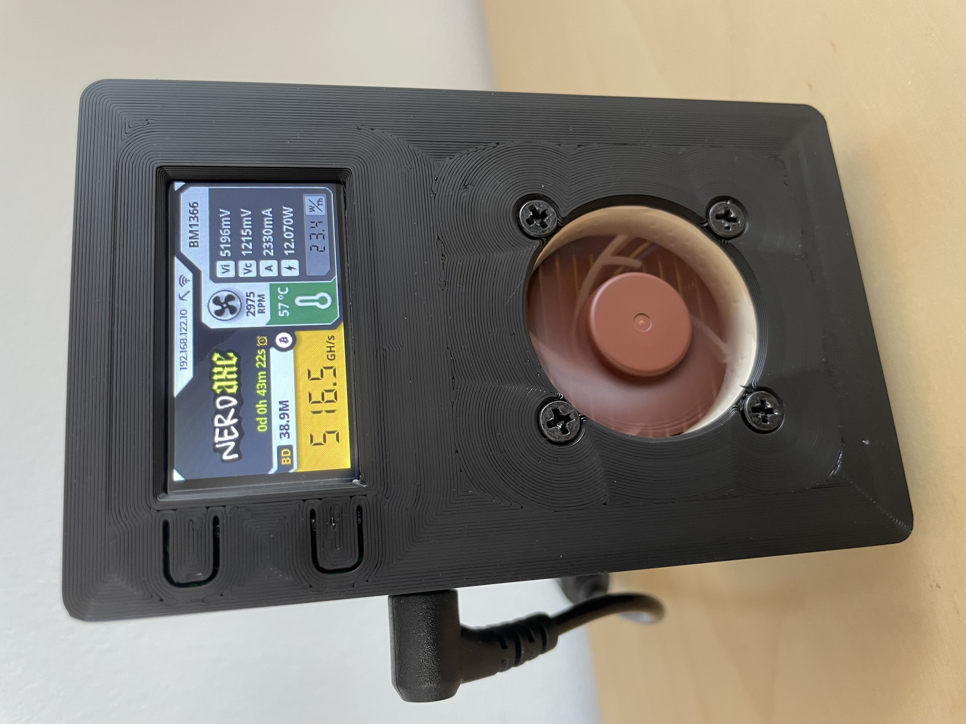Nerdaxe Case with Stand
