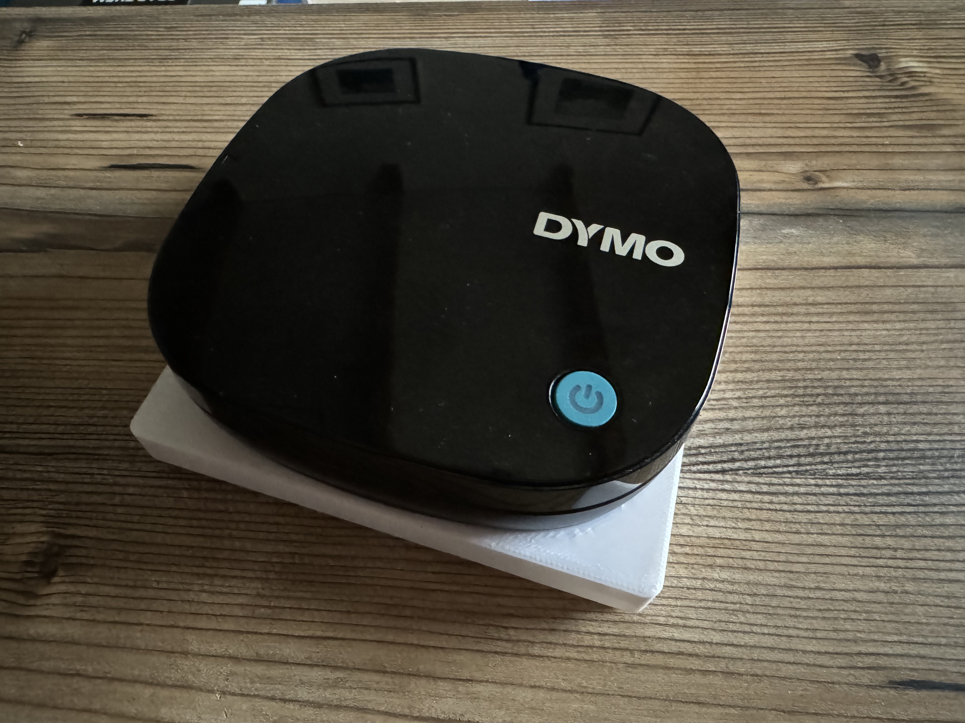 Gridfinity cradle for Dymo LetraTag 200B Labelprinter
