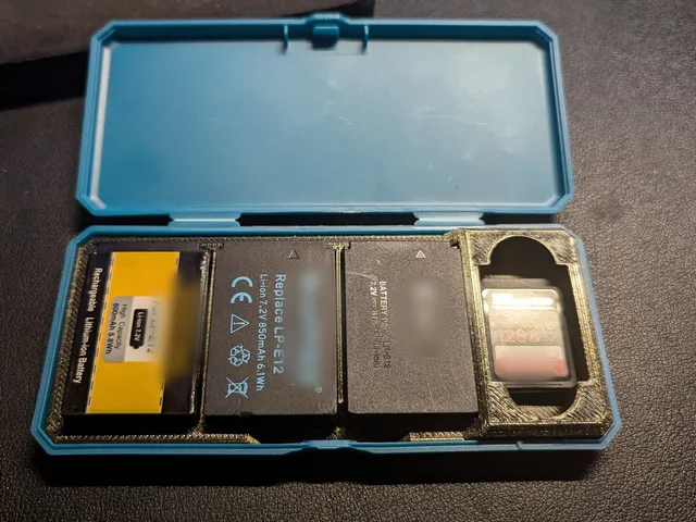 LP-E12 battery insert