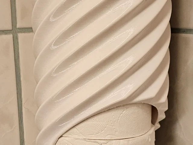 Toiler paper holder - 3 rolls