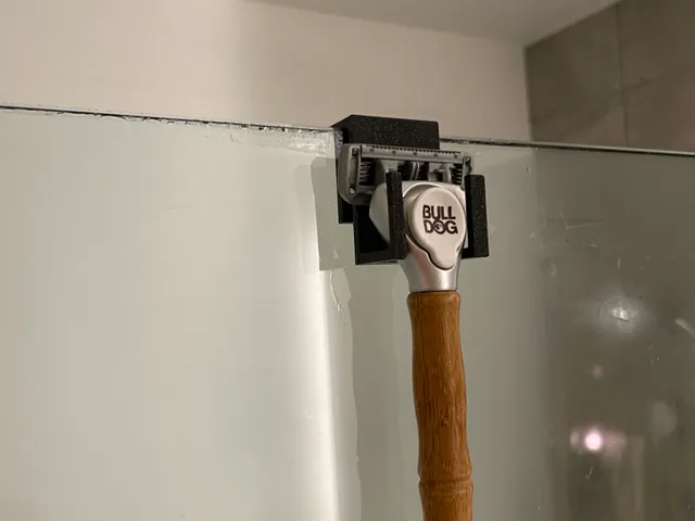 Shaver holder