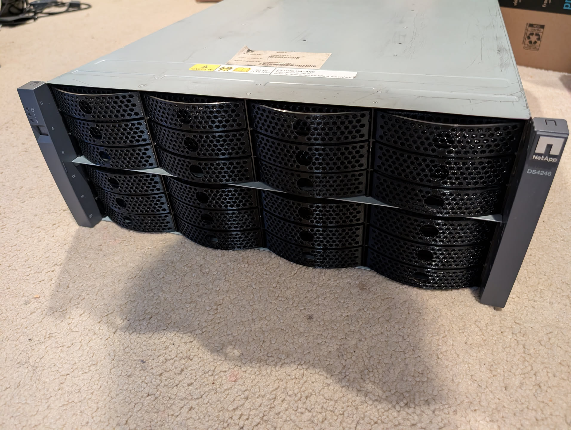 NetApp DS4243/DS4246 HDD Caddy and Blank plate