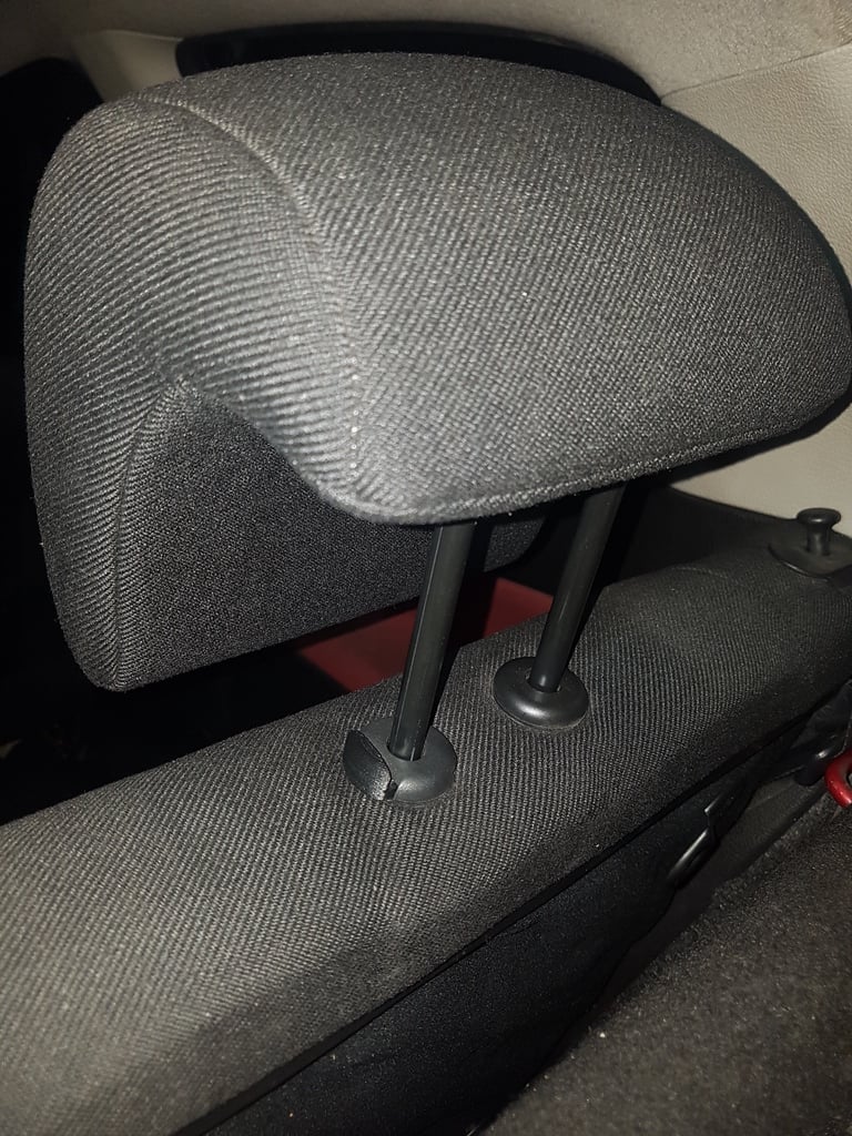Headrest knob replacement for Peugeot 206 (PSA)