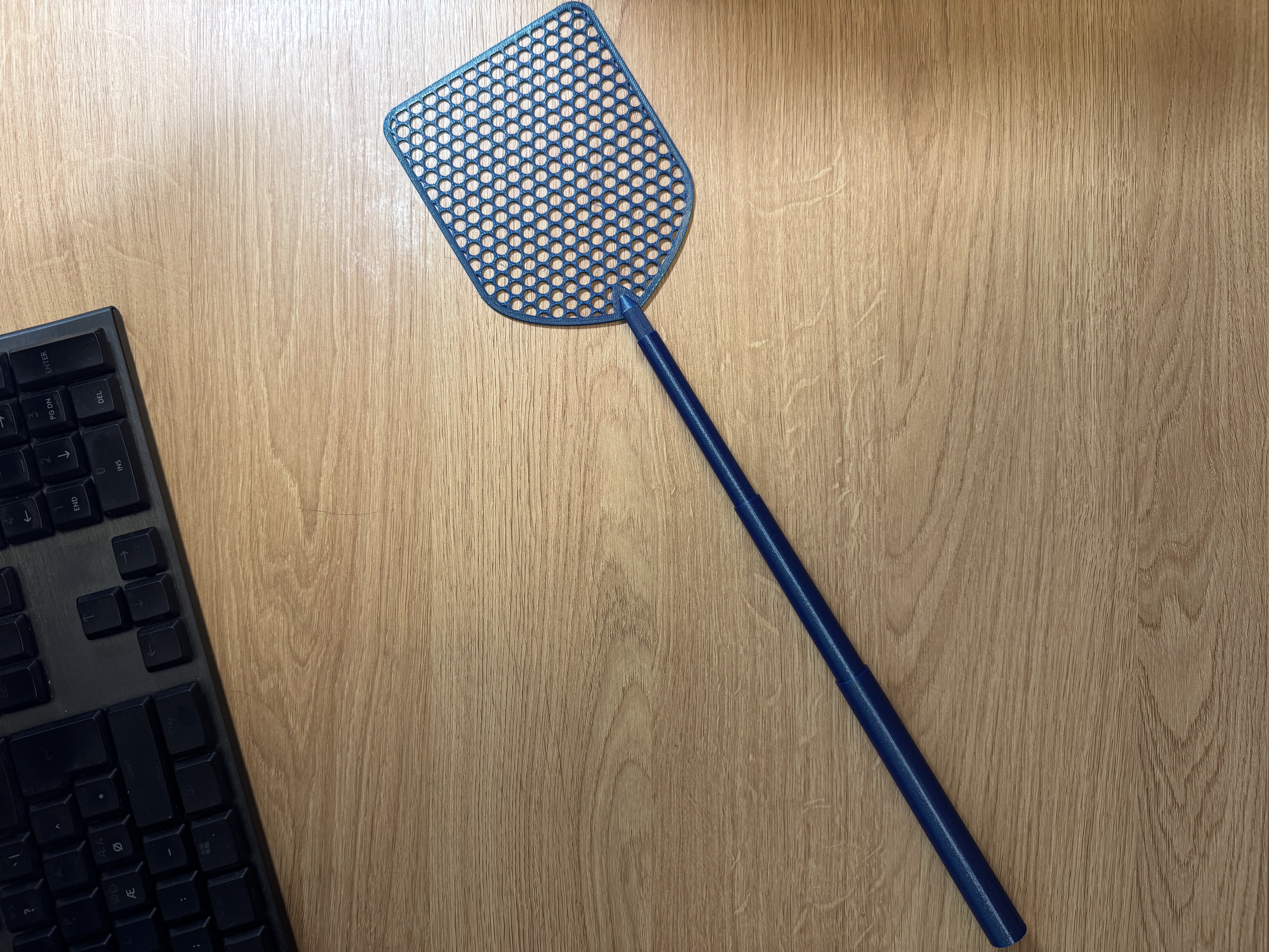 Telescopic fly killer