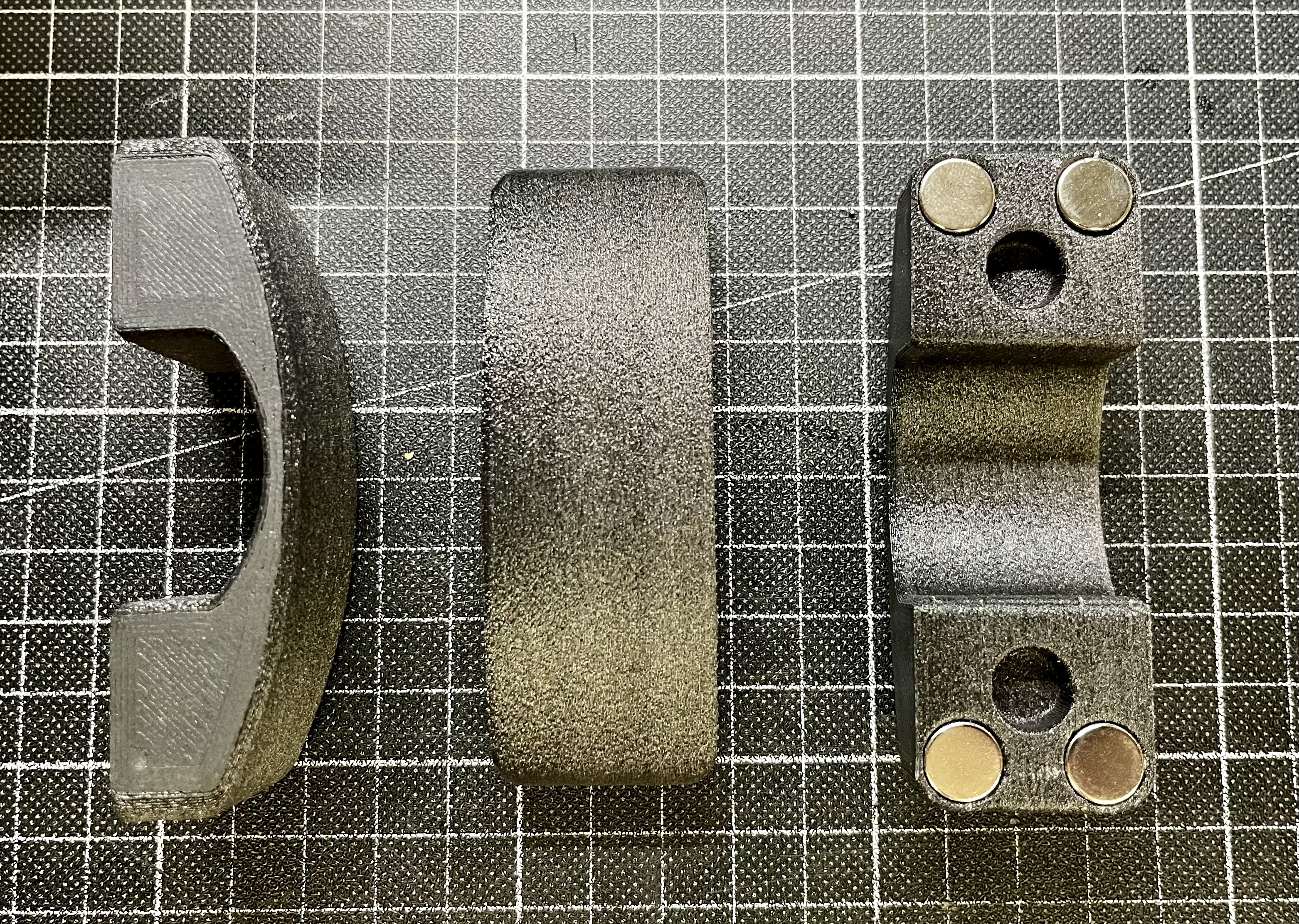 Magnetische Kabelhalter mit variabler Magnetkraft