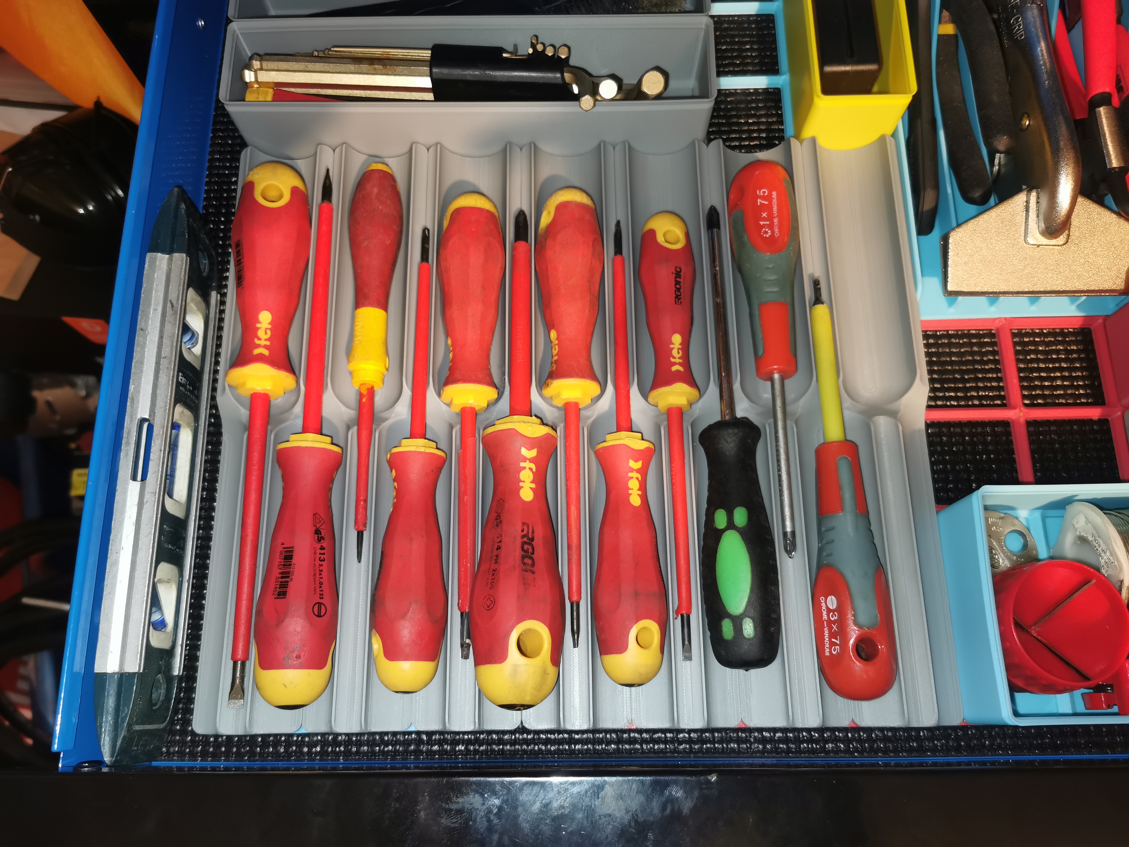 Gridfinity Screw Driver Organiser