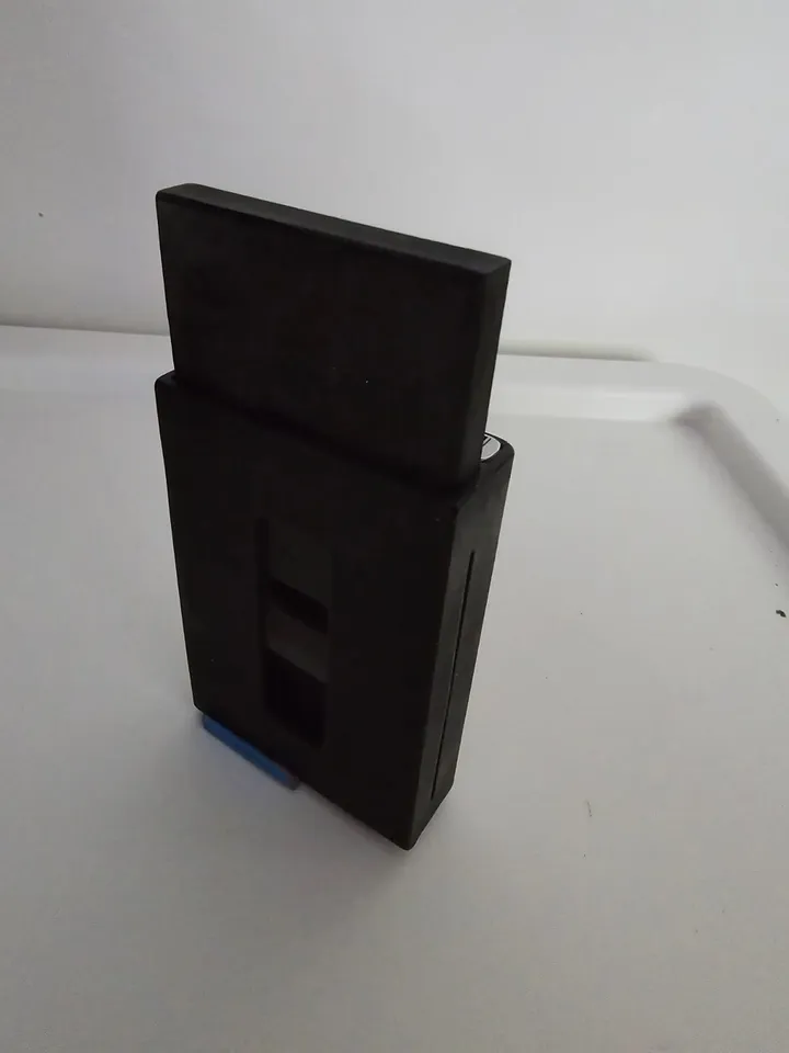 Walled extention for Secrid Cardholder by Derk | Download free STL ...