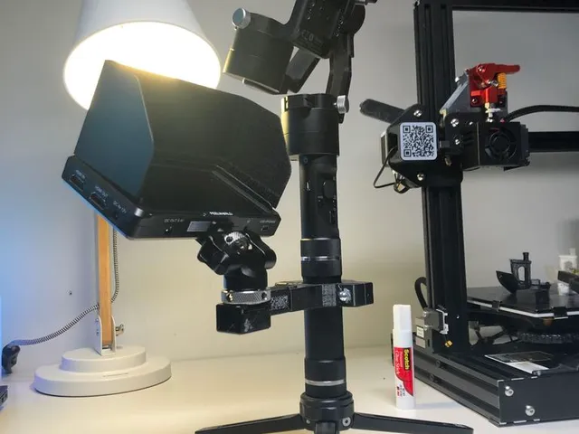 Zhiyun Crane V2 Hotshoe/Monitor Clamp