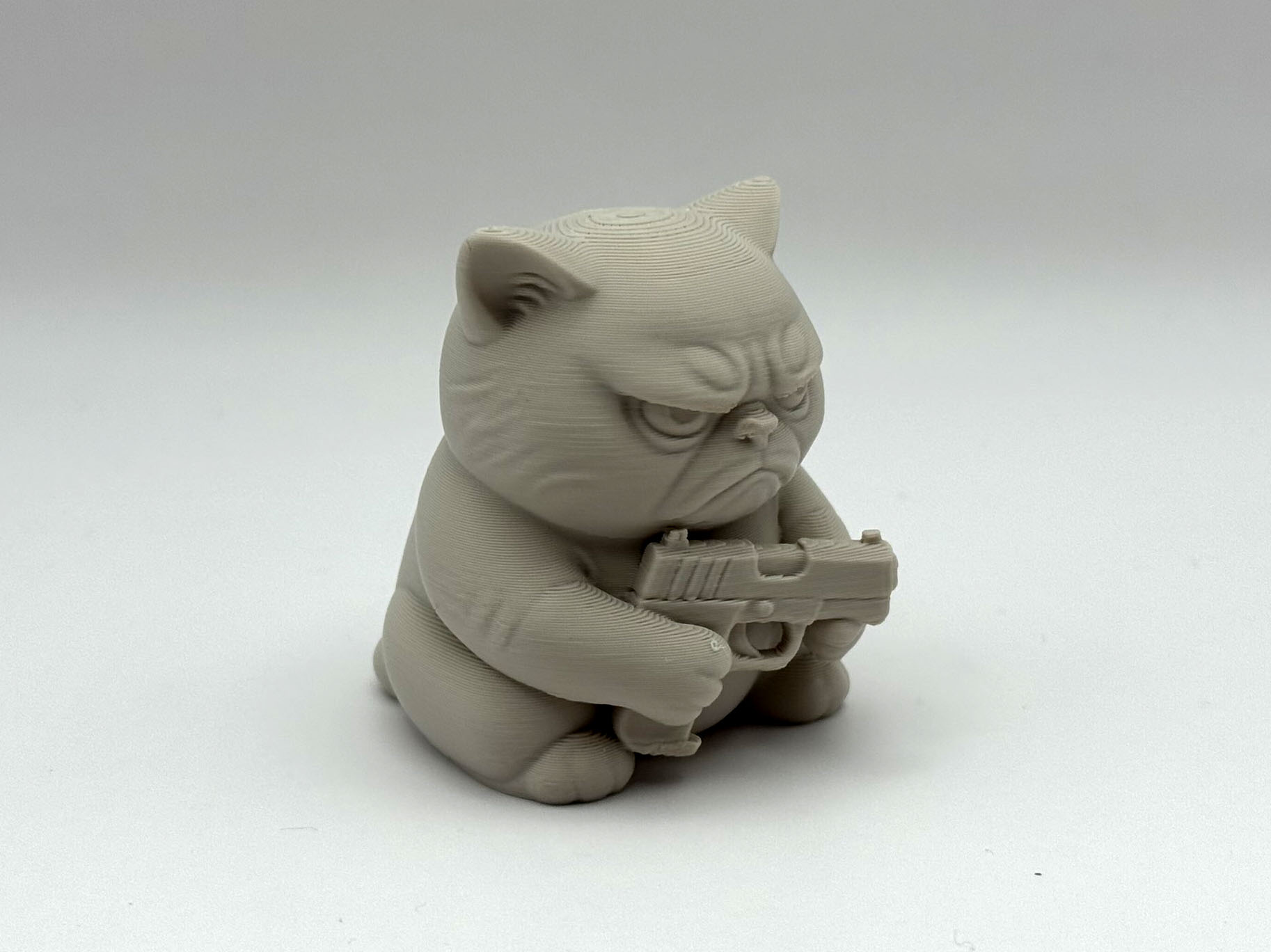 Miniatura 6 do modelo 3D Grumpy Cat with a Gun