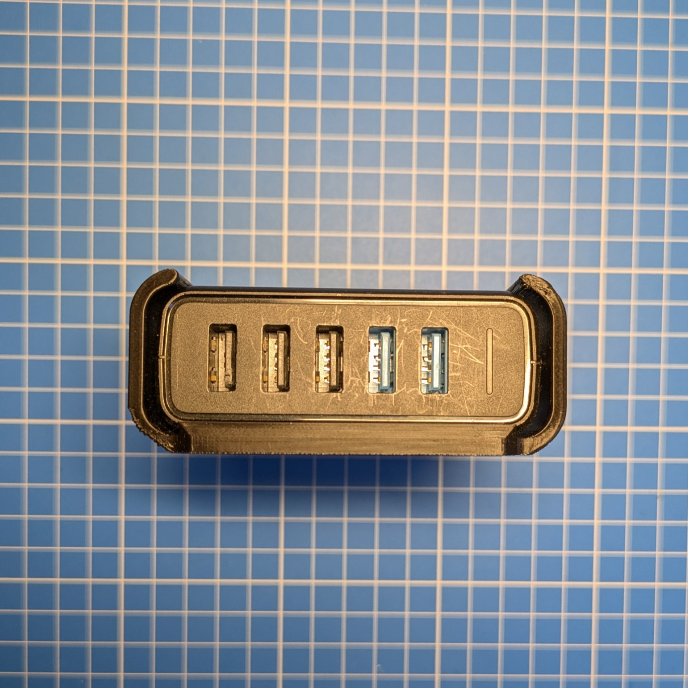 Parametric USB Charger Mount 3D model