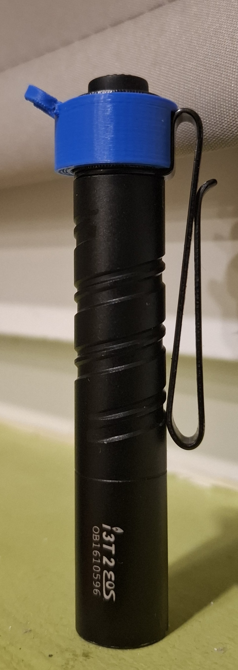 Olight I3T2 EOS keychain attachment