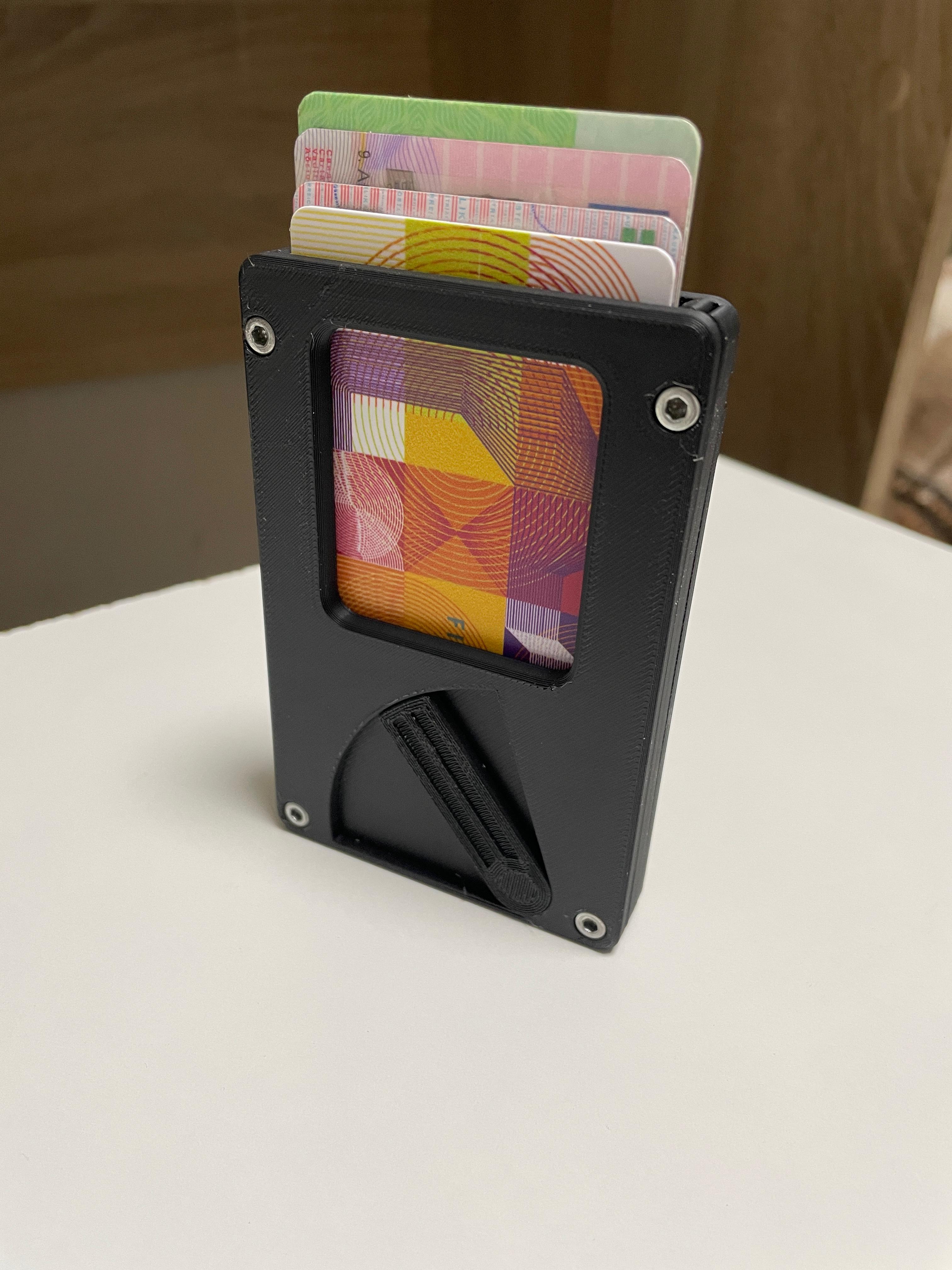 Modular Wallet for 6 cards