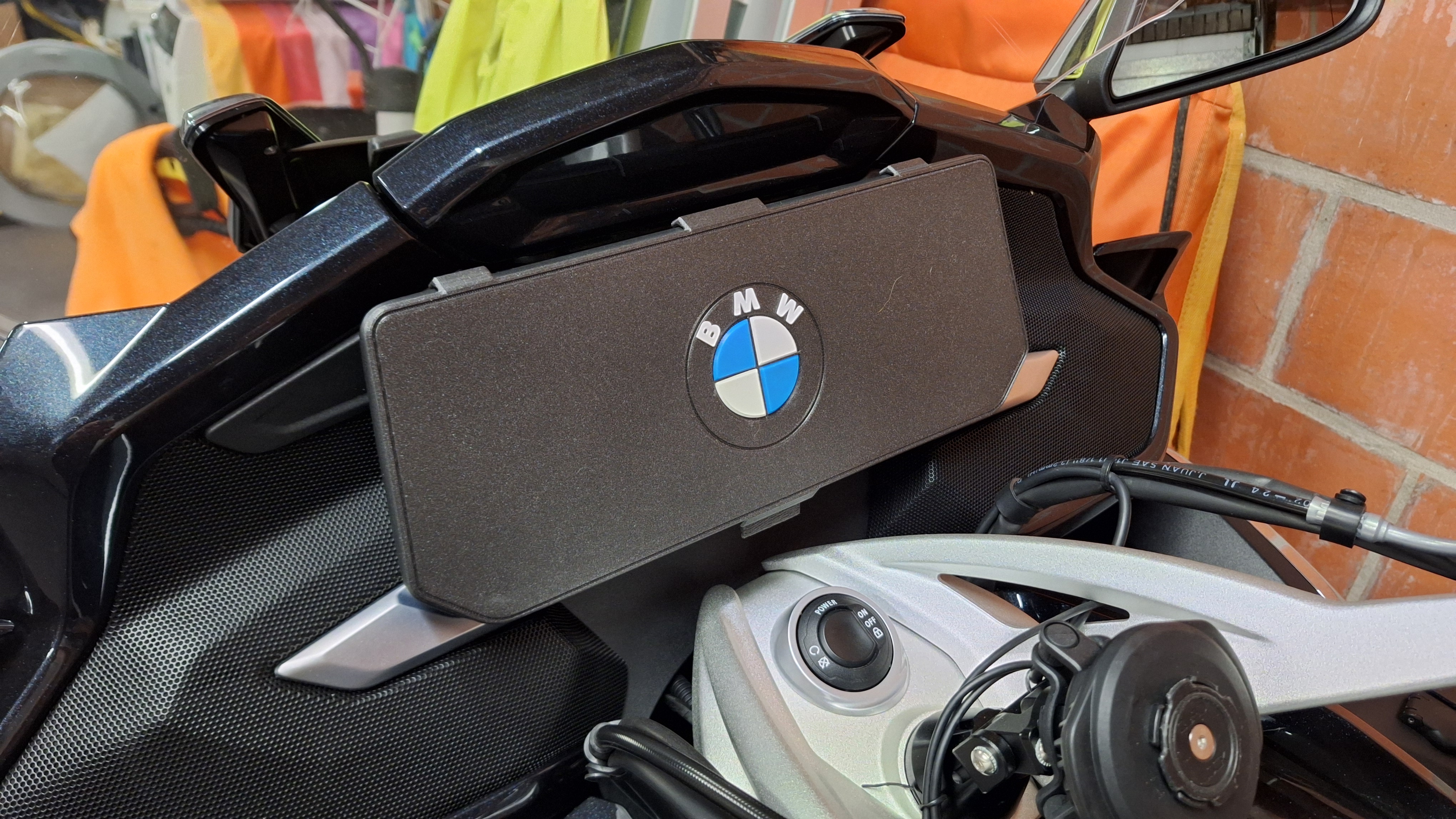 BMW K1600GT GTL screenprotector/cover