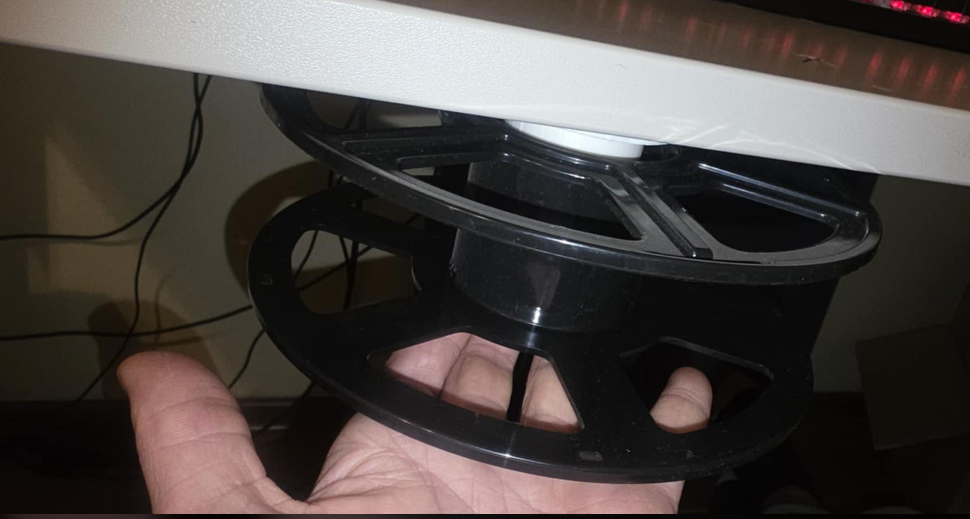 Horizontal Ceiling Spool Holder