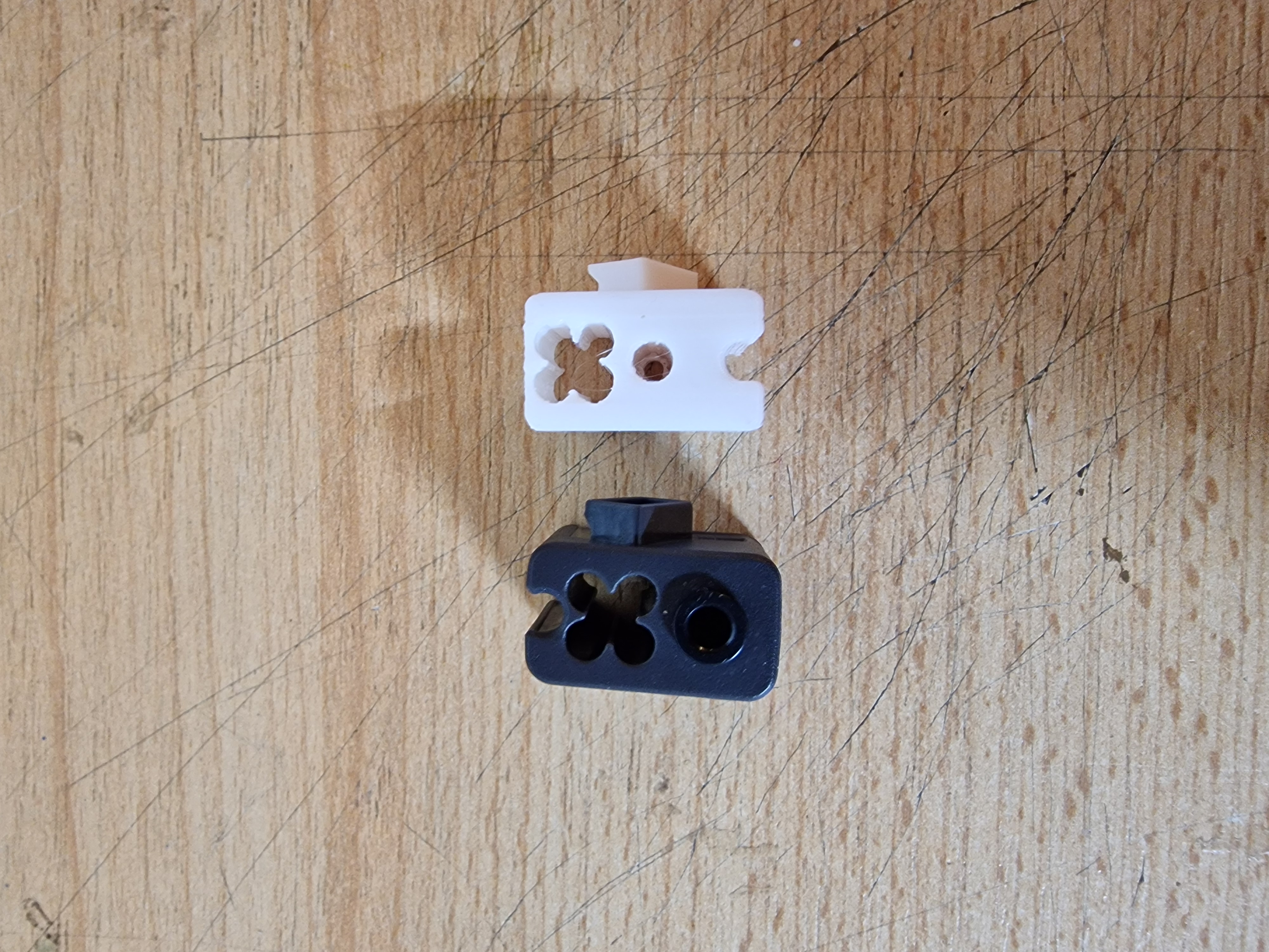 Cable holder for Kobra 3.