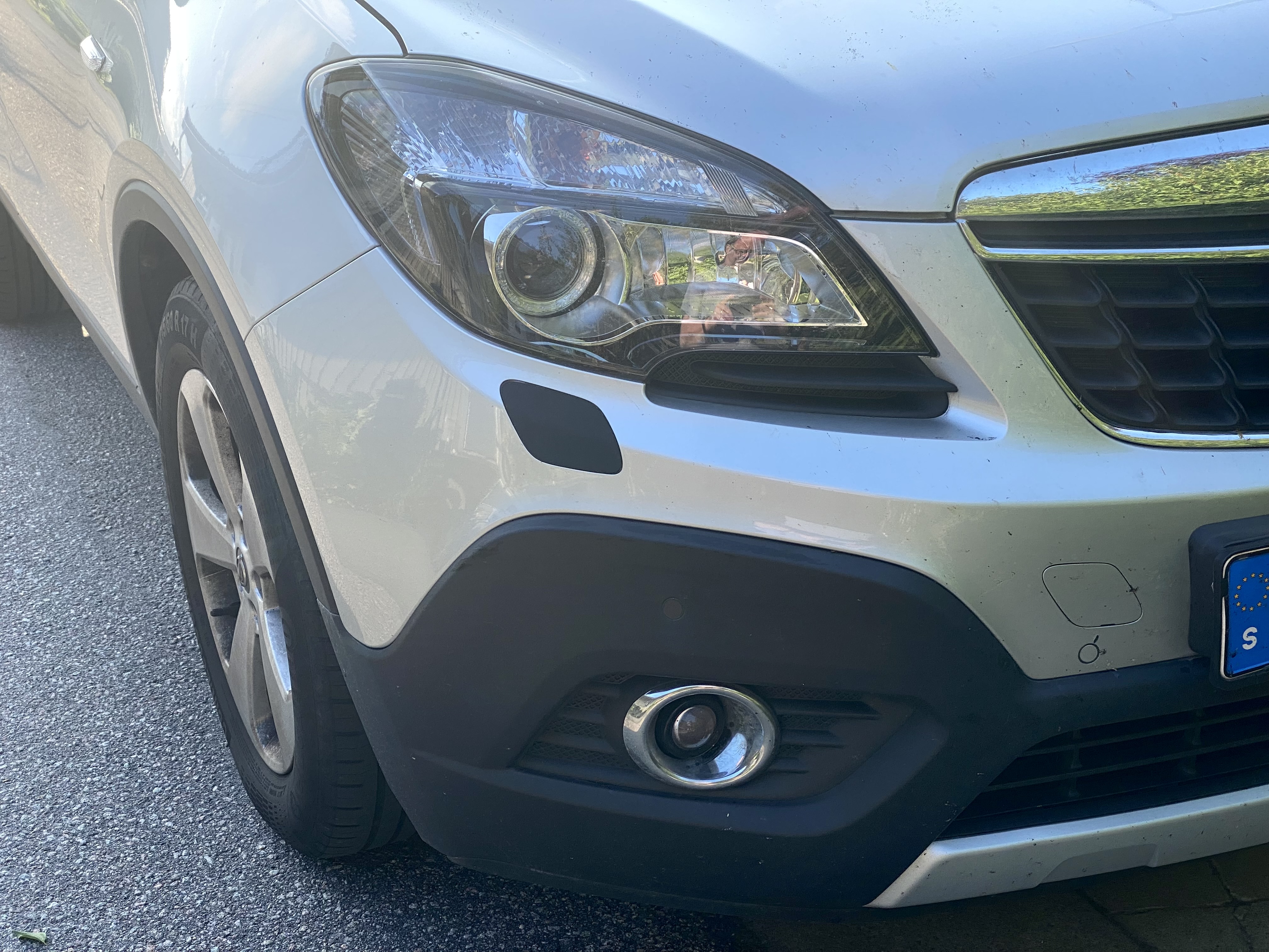 Opel Mokka 2015 headlight washer cap in TPU.