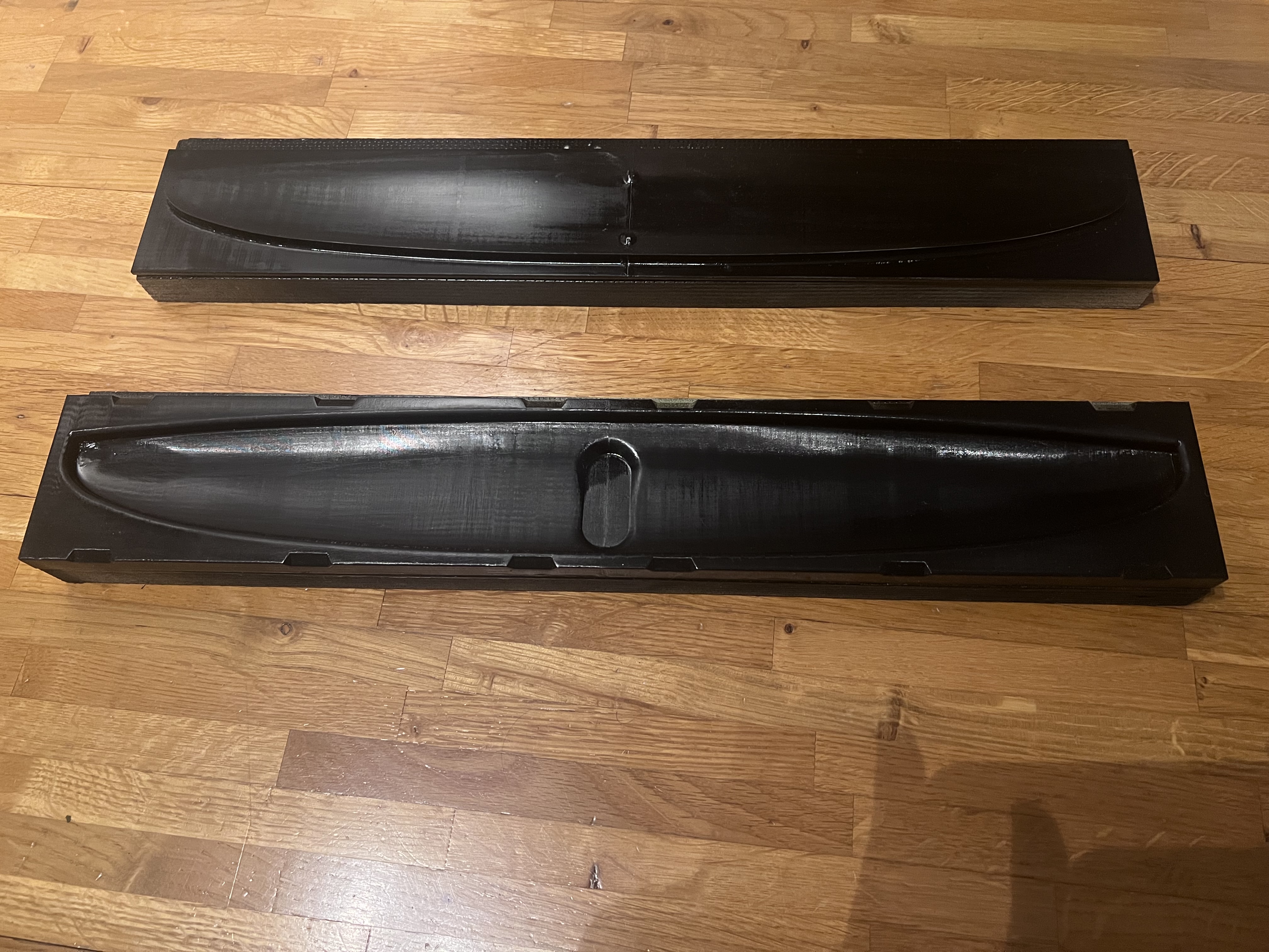 Hydrofoil stab compression mold — thumbnail 21